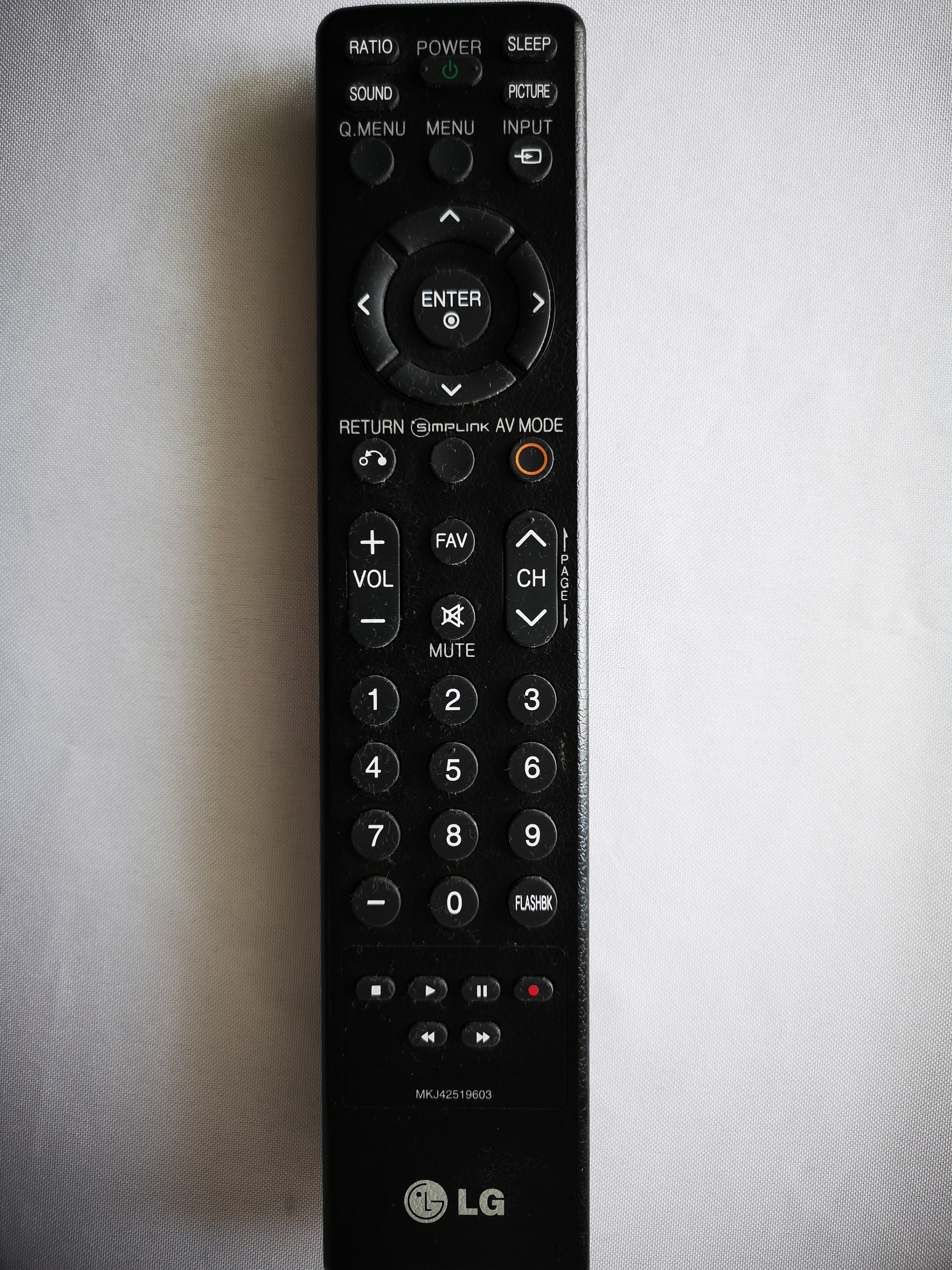 42"W LG PLASMA TV WITH REMOTE - photo 3