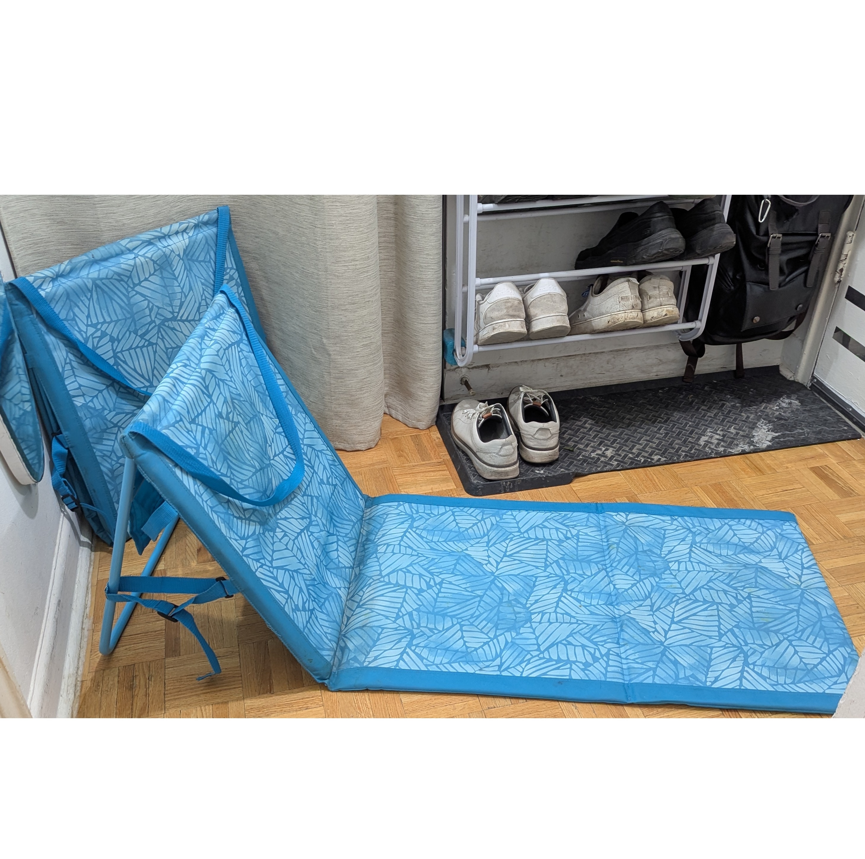 Lightweight Lounger Beach Chair Durable Folding Fully Padded