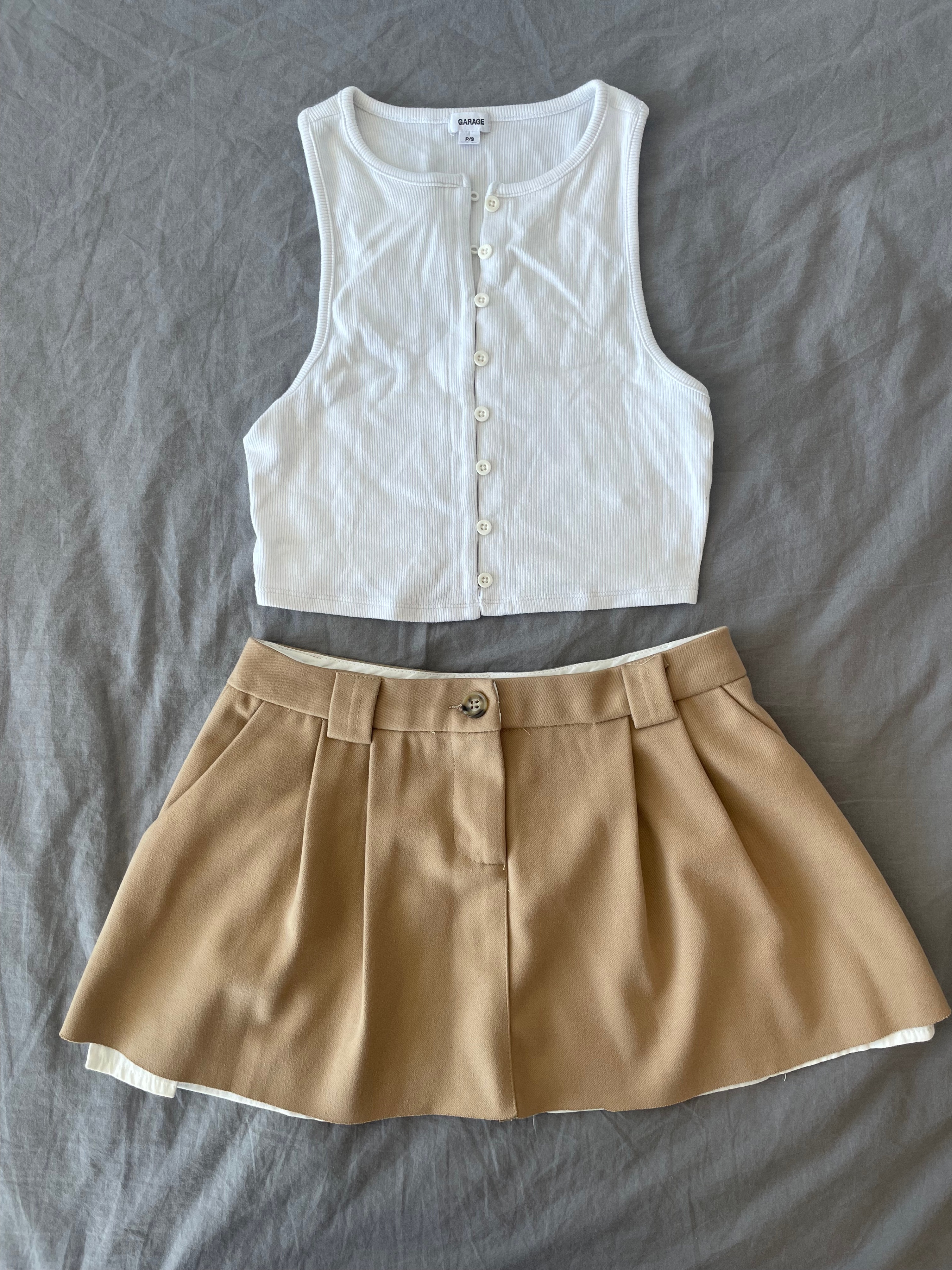 Garage White Ribbed Button-Up Tank Top P/S