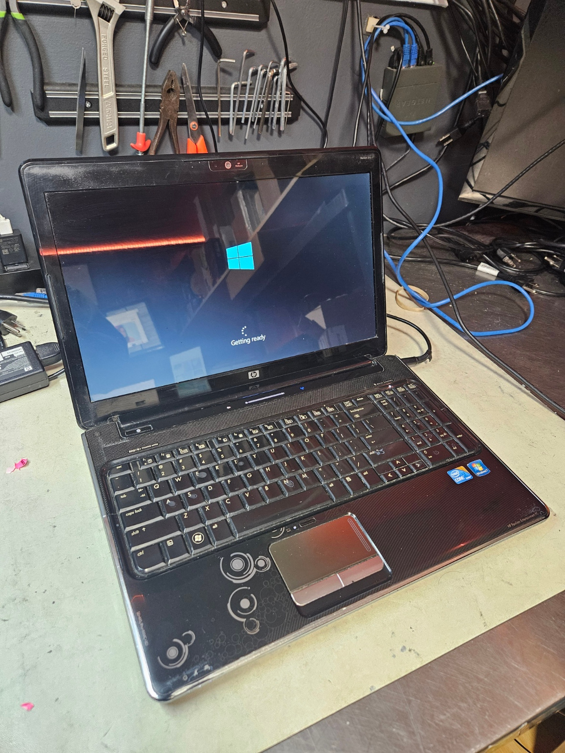 HP Pavilion dv6 Laptop — Core i3 / 4GB RAM / 500GB HDD