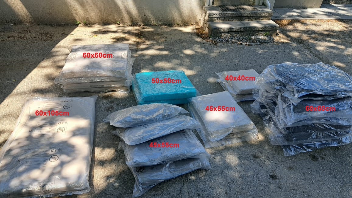 BRAND NEW, assorted cushions, variety of size and color