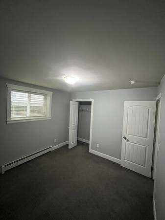 2 Bedroom 1 Bathroom Rental Suite 14118 60a Avenue (Surrey) - photo 3