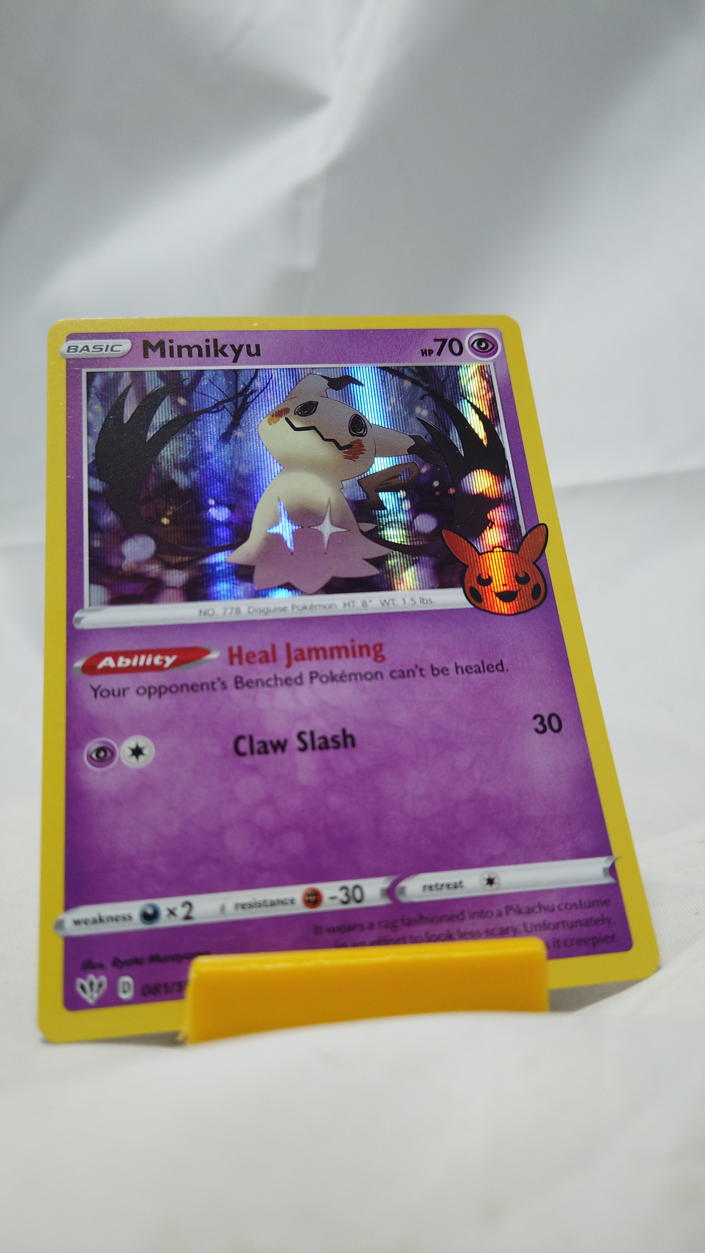 Pokemon Mimikyu 81/189 Darkness Ablaze Holo Rare LP