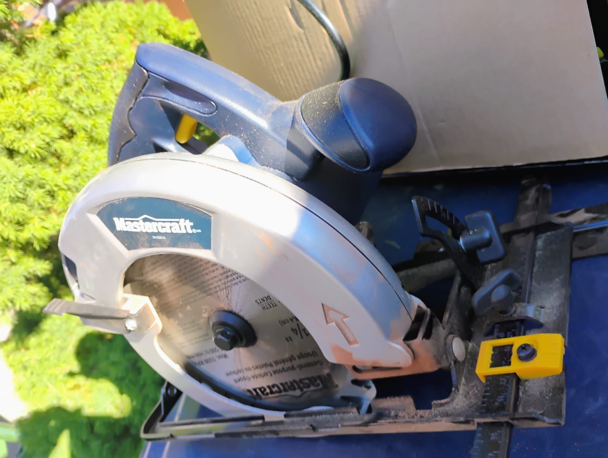 Mastercraft 14A Circular Saw  Carbide-Tipped Blade & Wrench - photo 2