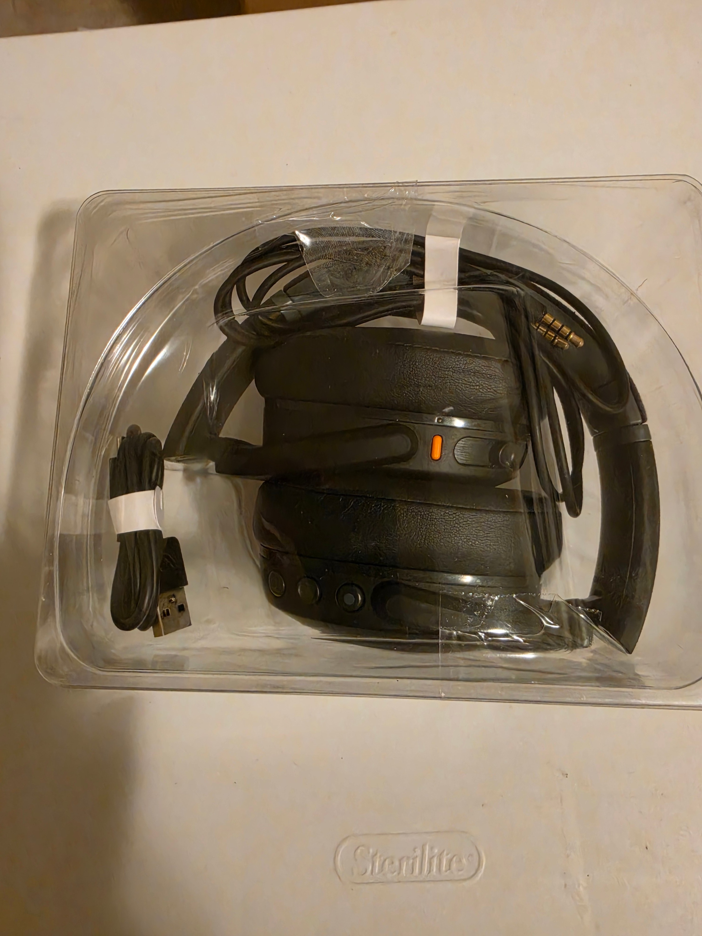 Skullcandy Crusher Evo Over-Ear Sound Isolating Bluetooth -Black