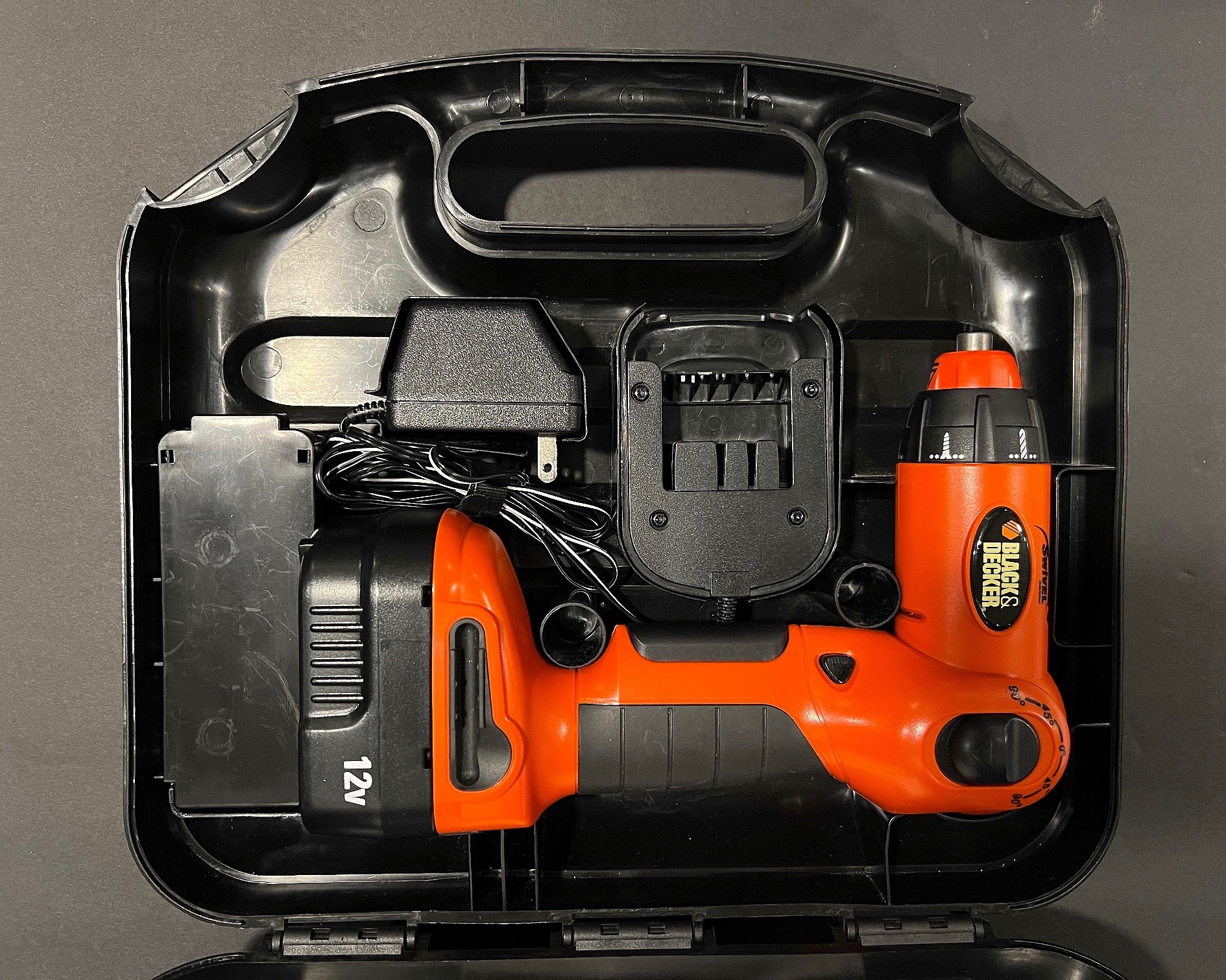 Black & Decker Cordless Swivel Drill - FDS962K - photo 3