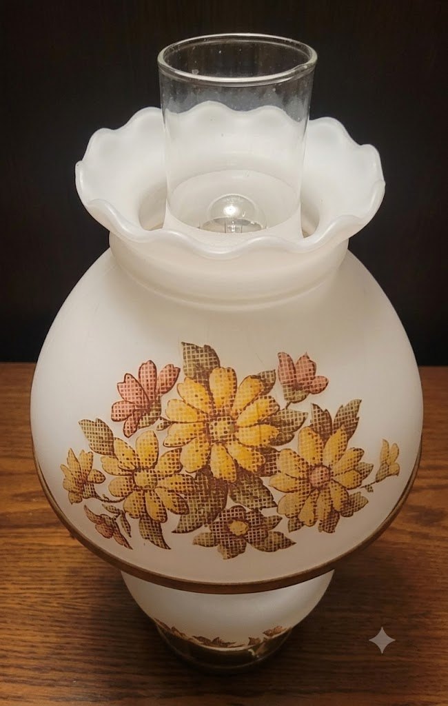 70s Milk Glass Hurricane Lamp - Yellow & Orange Daisies Working - photo 5