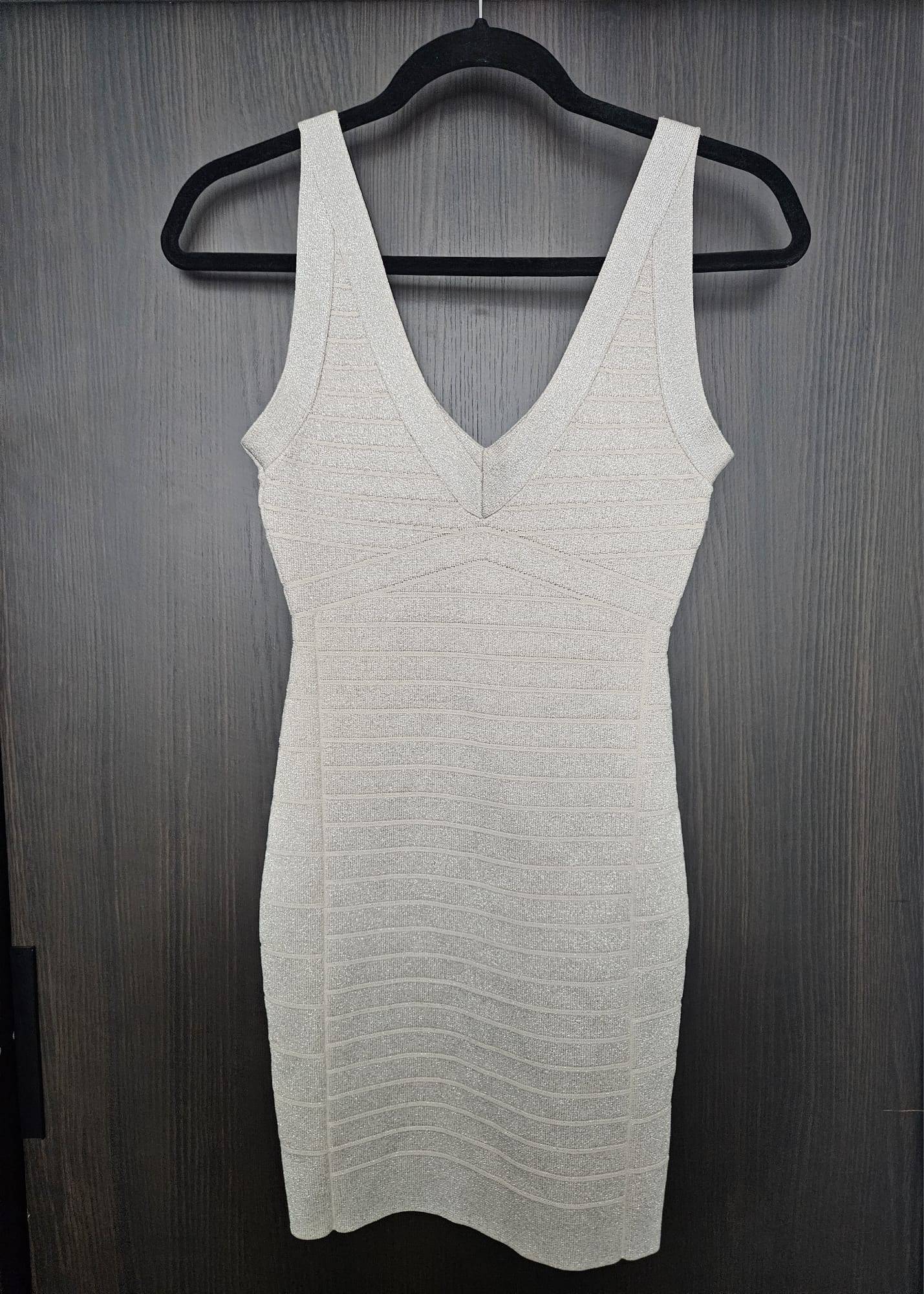 GUESS Cream Metallic V-Neck Bandage Dress