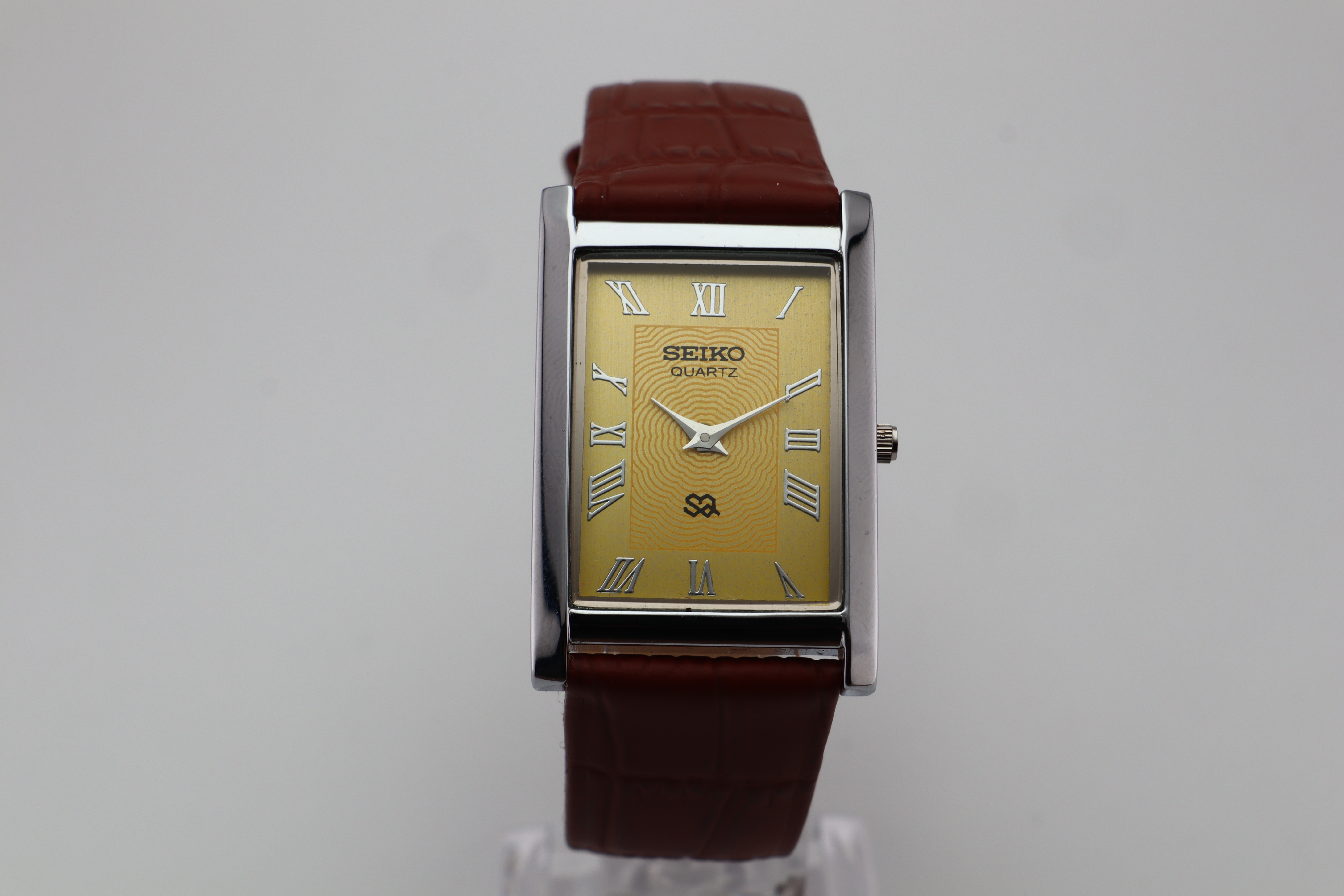 Refurbished Vintage Slim Tank Men’s Watch - photo 2