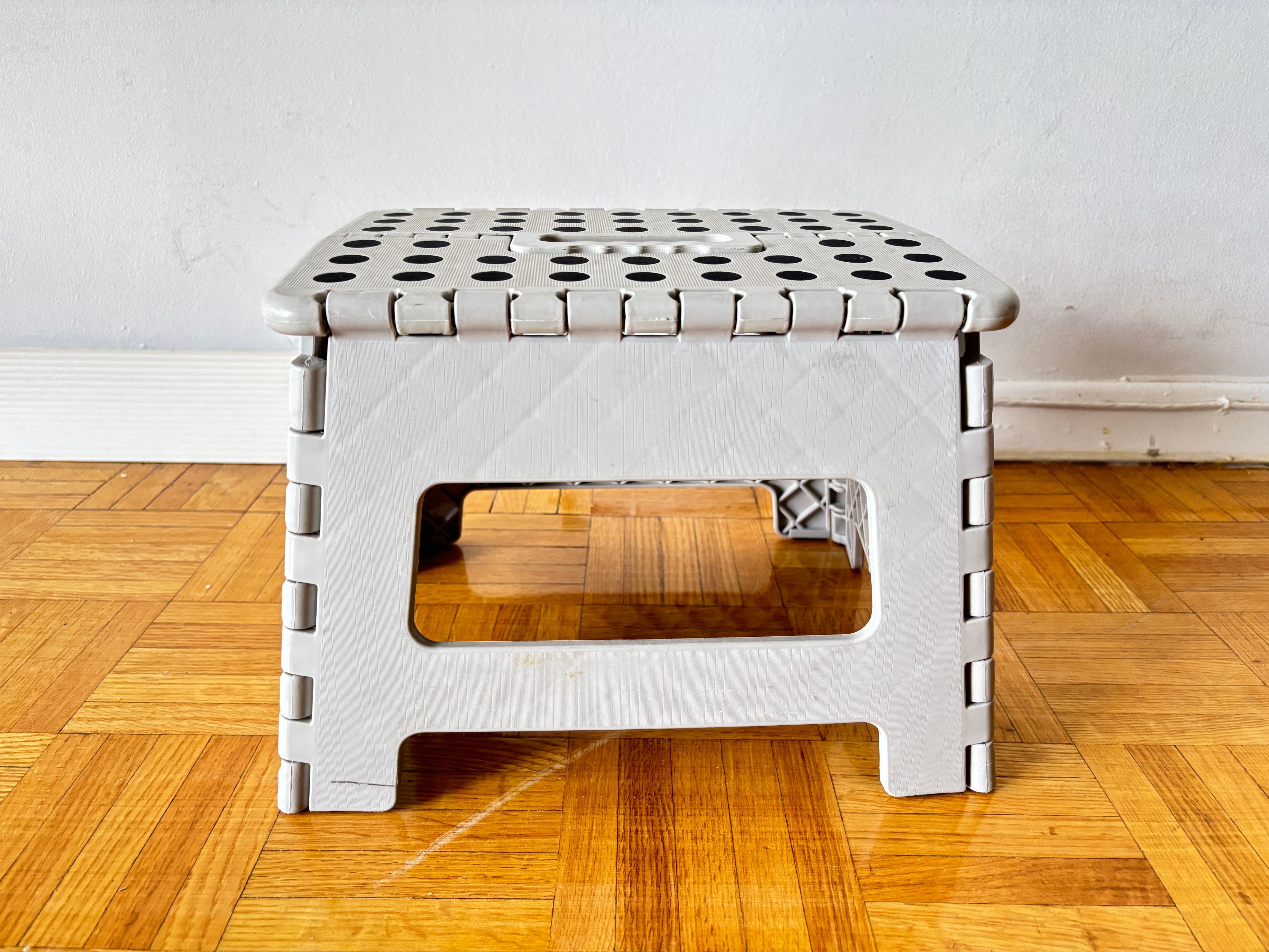 Foldable stool - photo 2