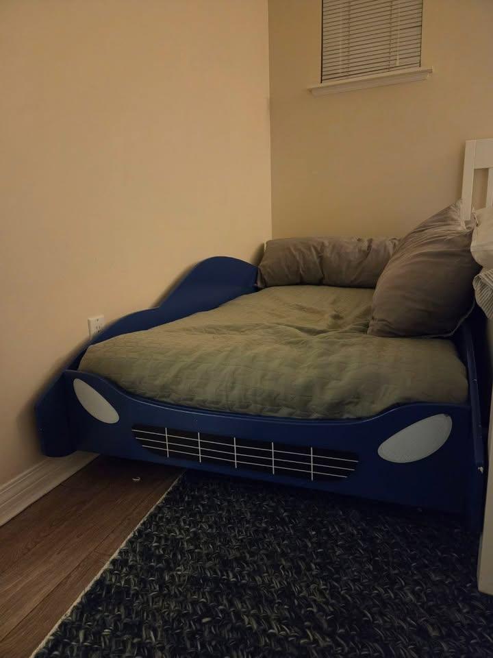 Twin Wooden Kids Racecar Bed - photo 3
