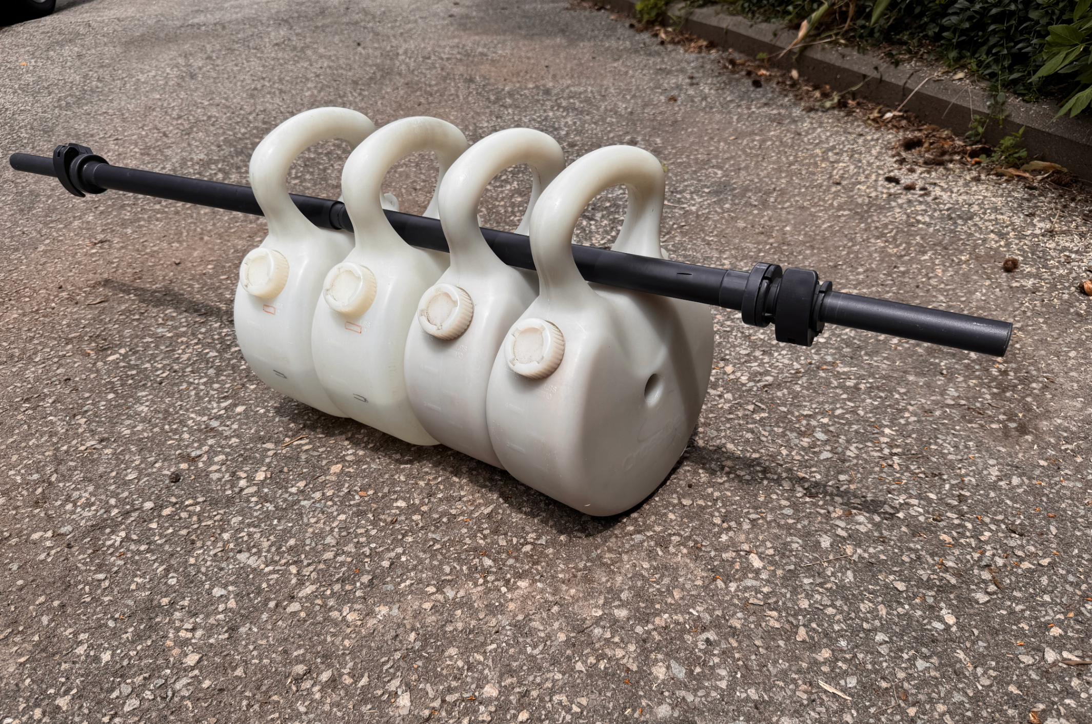 Barbell Set + Fillable Weights/Kettlebells