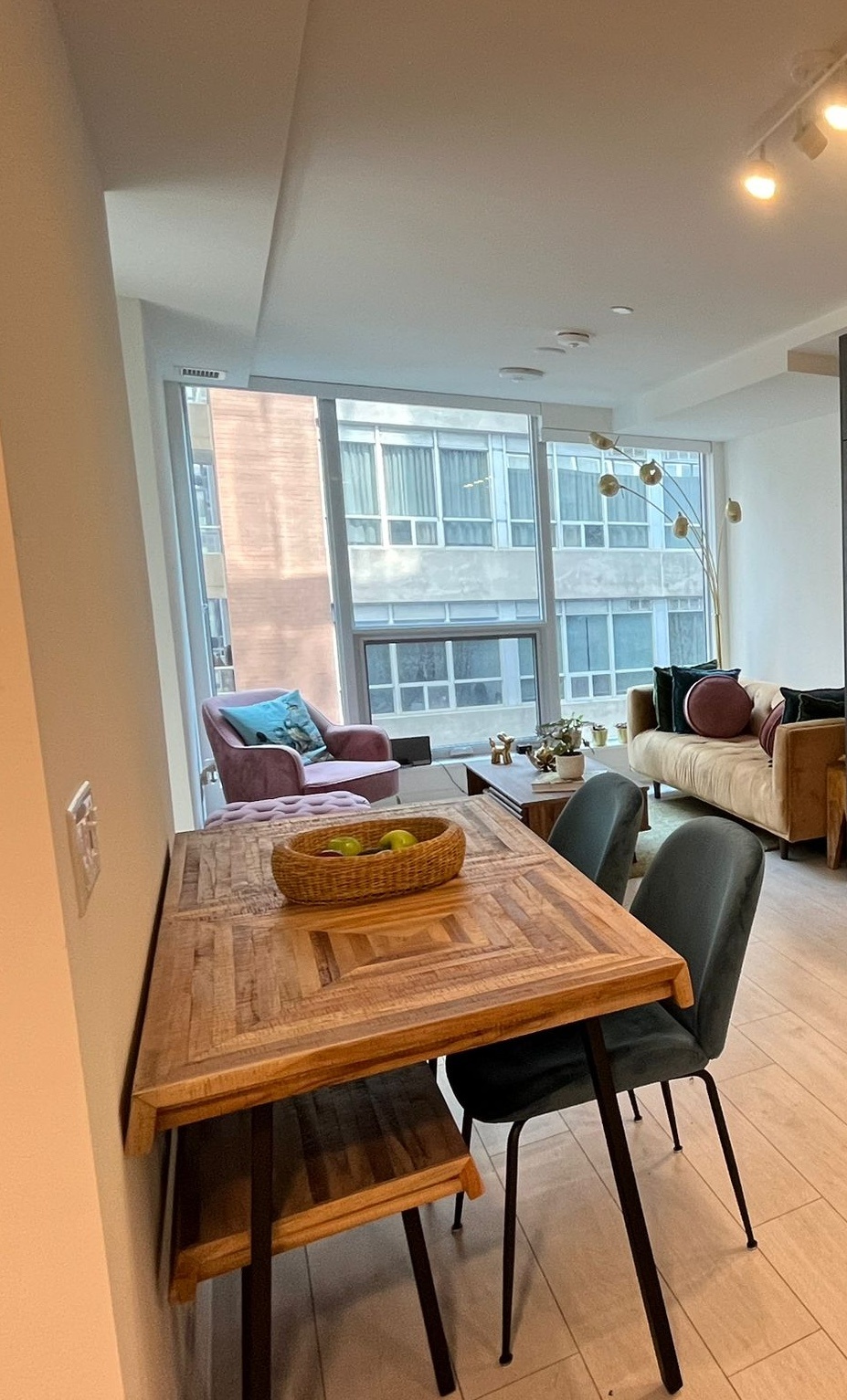 Modern Dining Set – Table, Bench & 2 Chairs – Like New