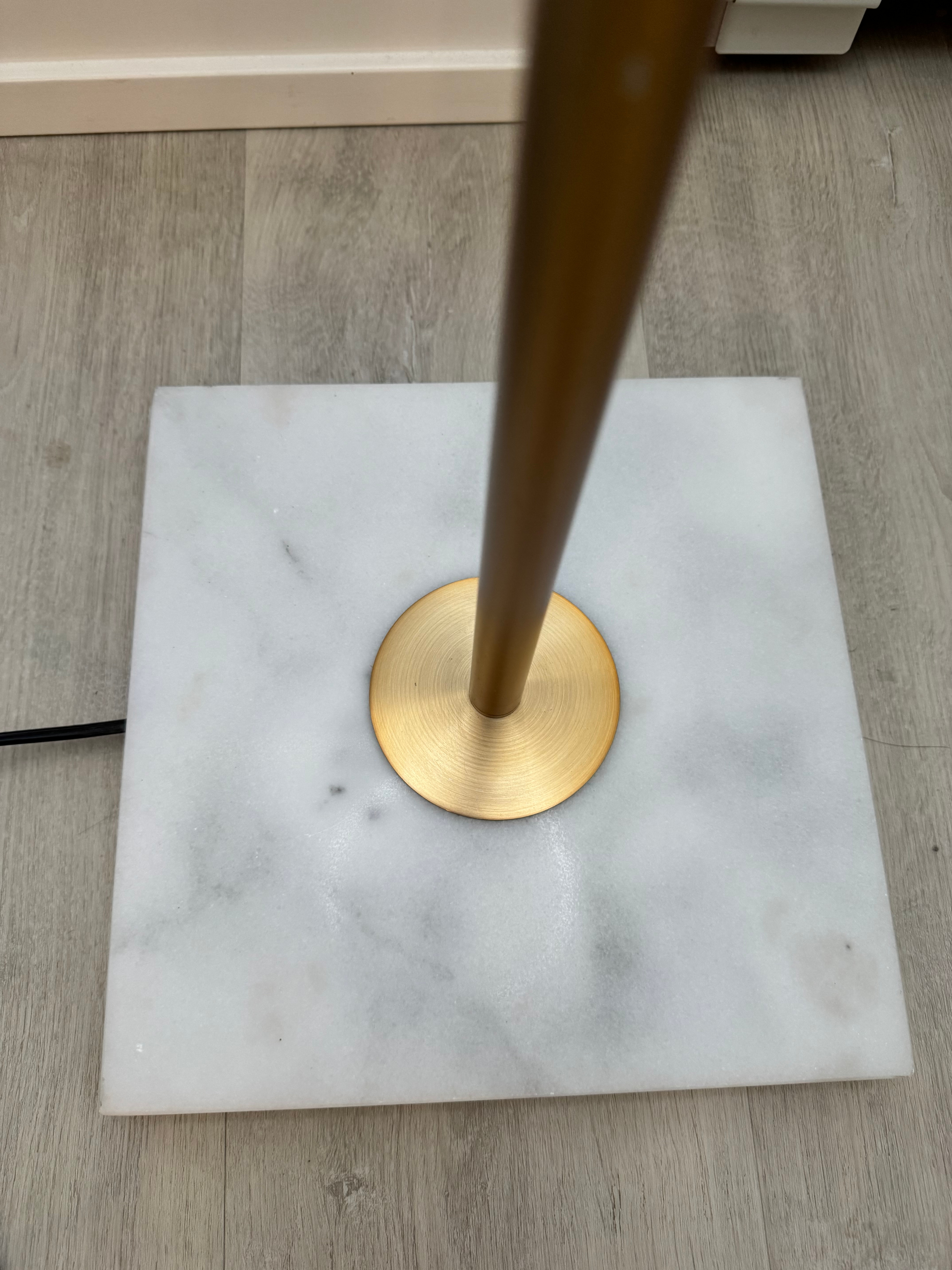 Structube THELMA Floor Lamp 150 cm height - photo 4