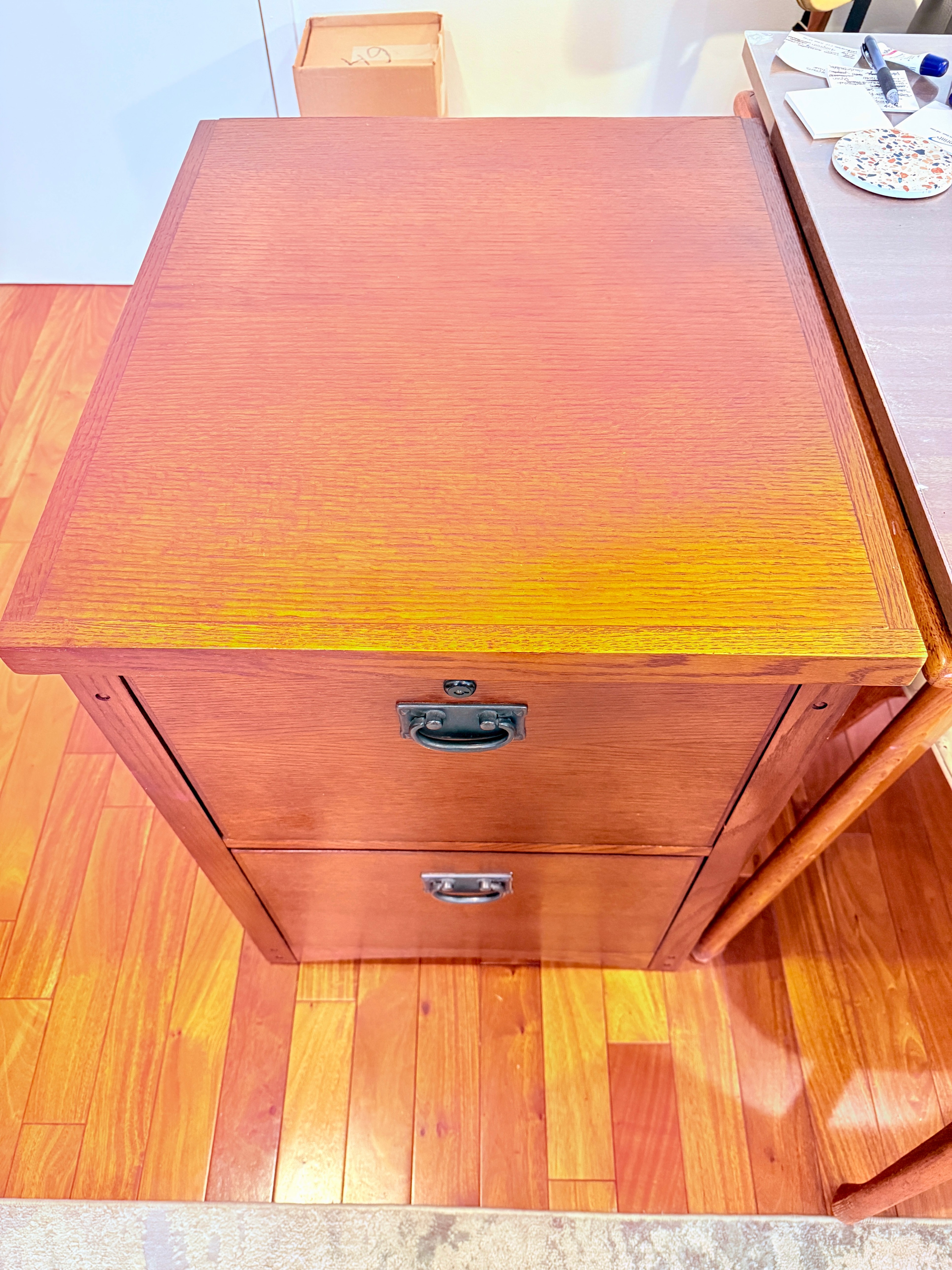 Mission Style Oak 2-Drawer File Cabinet + Lock&Key - photo 2
