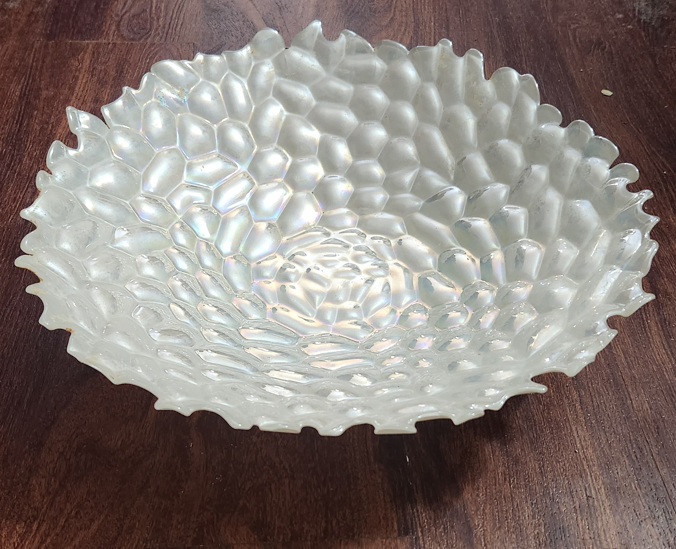 White dish