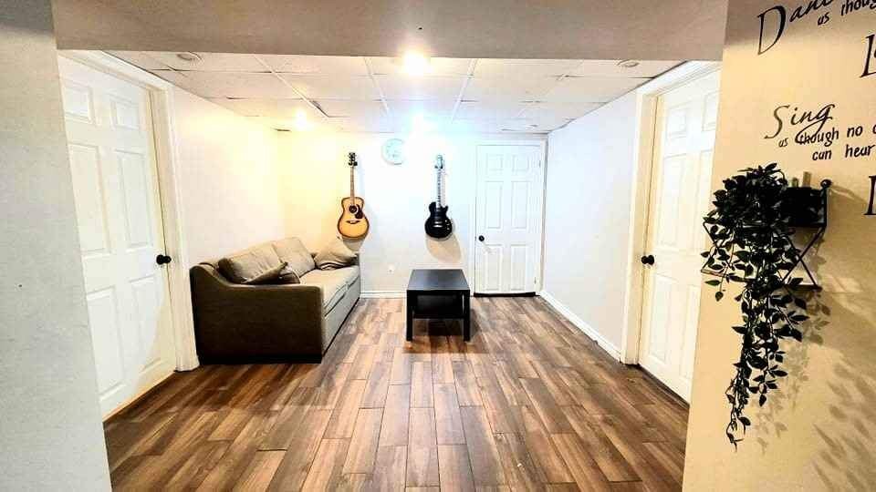 Room For Rent (Read Description)