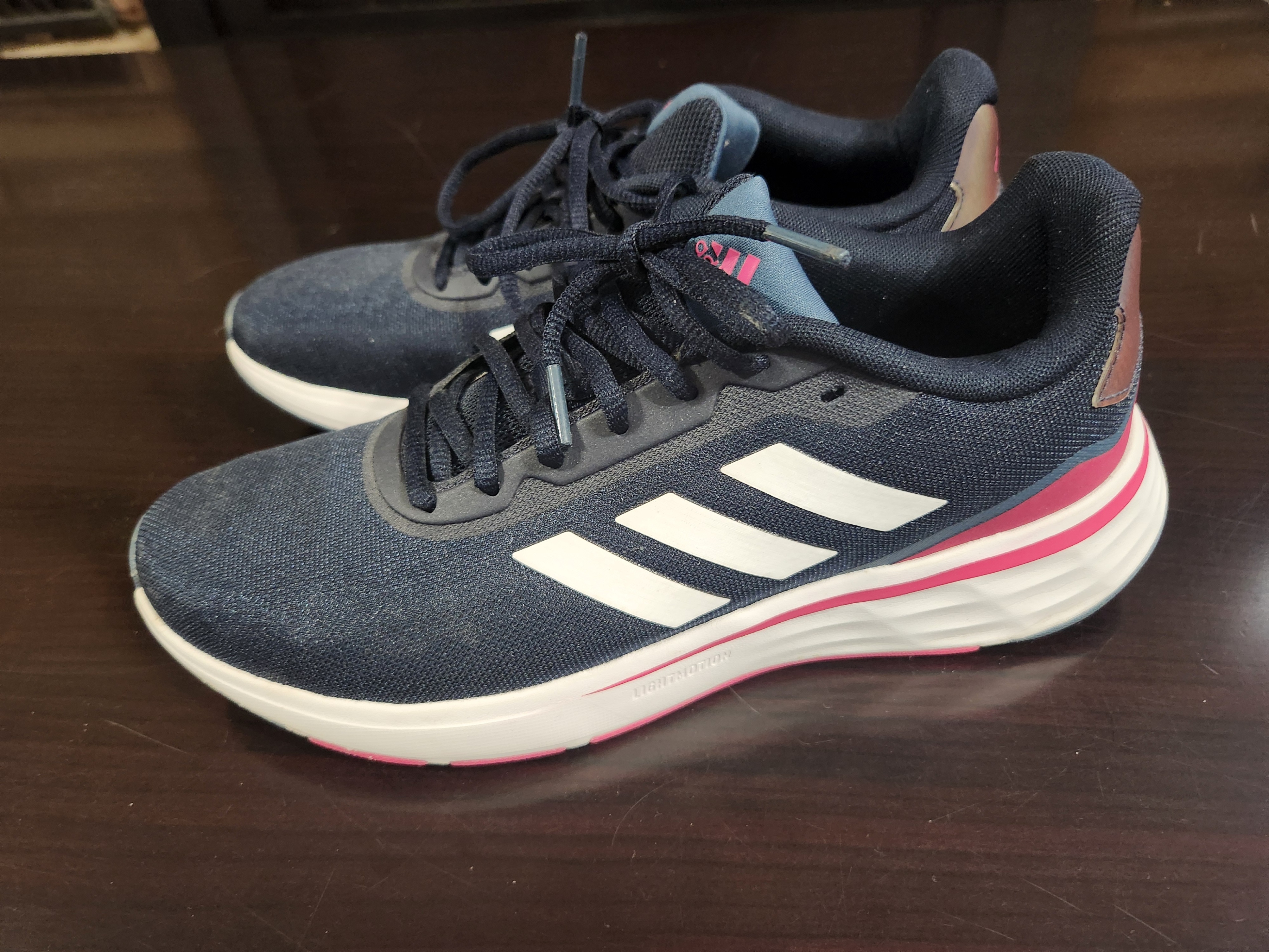 Women's Size 9 Adidas Running Shoes - photo 2
