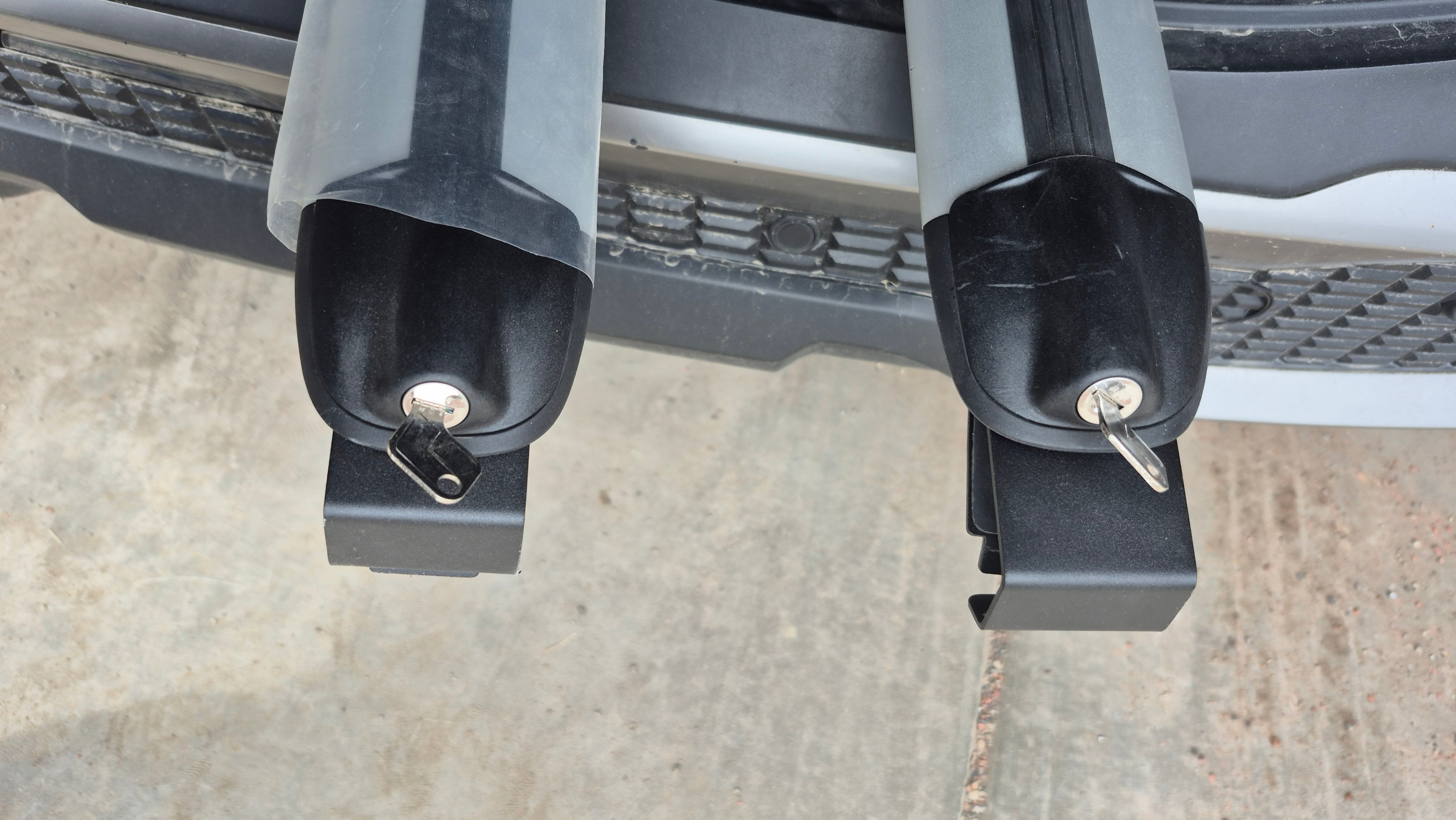 Roof Rack Crossbars - Set of 2 - photo 2