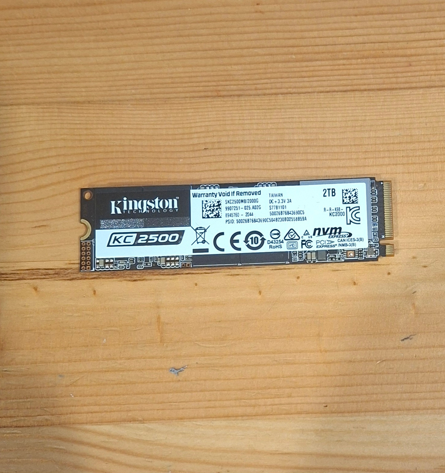 Kingston KC2500 NVMe SSD 2TB