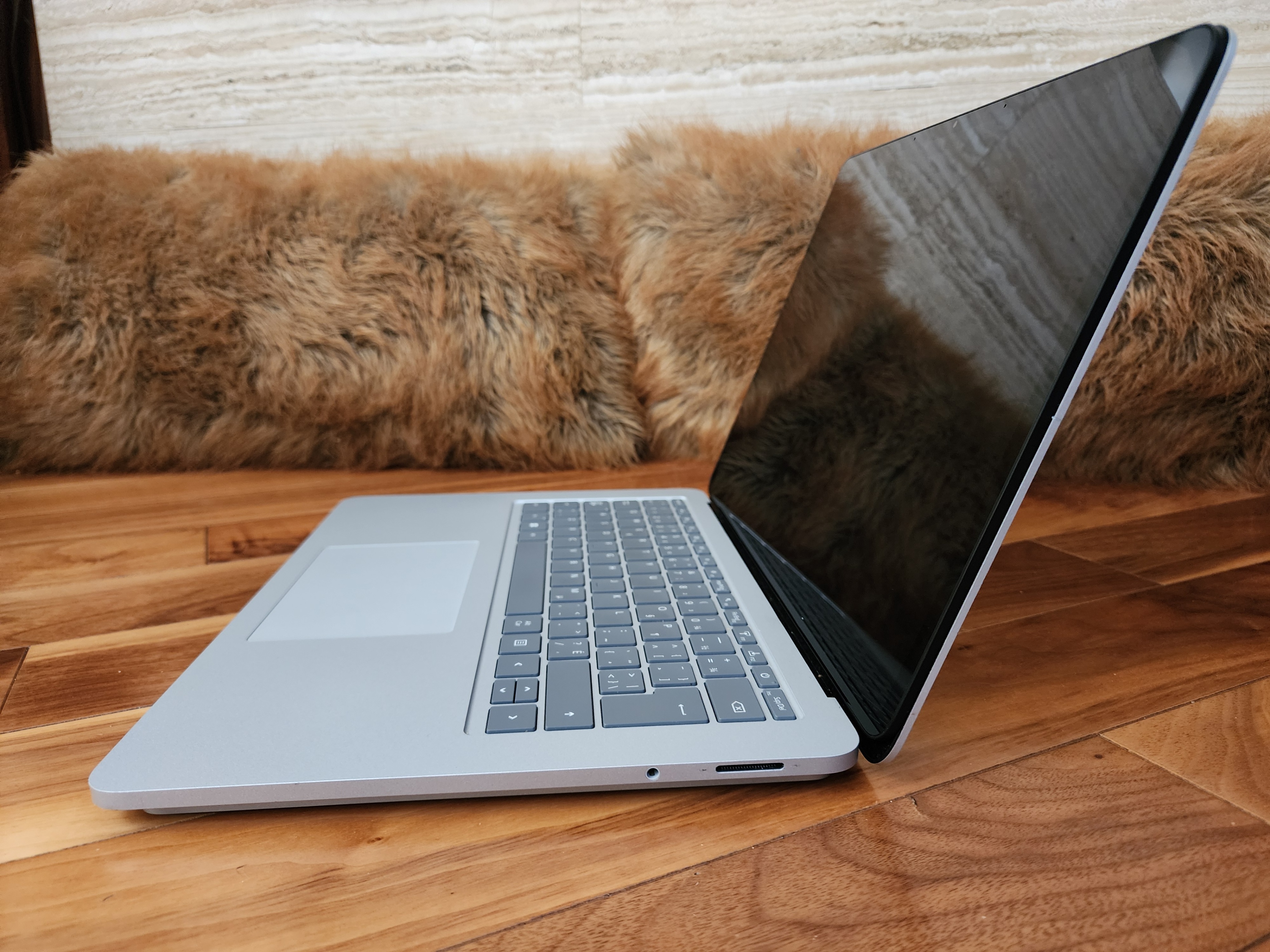 Surface Laptop Studio 1 (i7, 32GB RAM, 1TB SSD) [Model: 1964] - photo 2