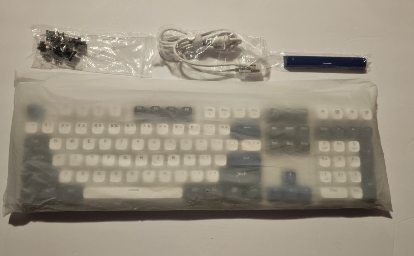NEW Redragon WYVERN K689 Wired Mechanical Gaming Keyboard - photo 3