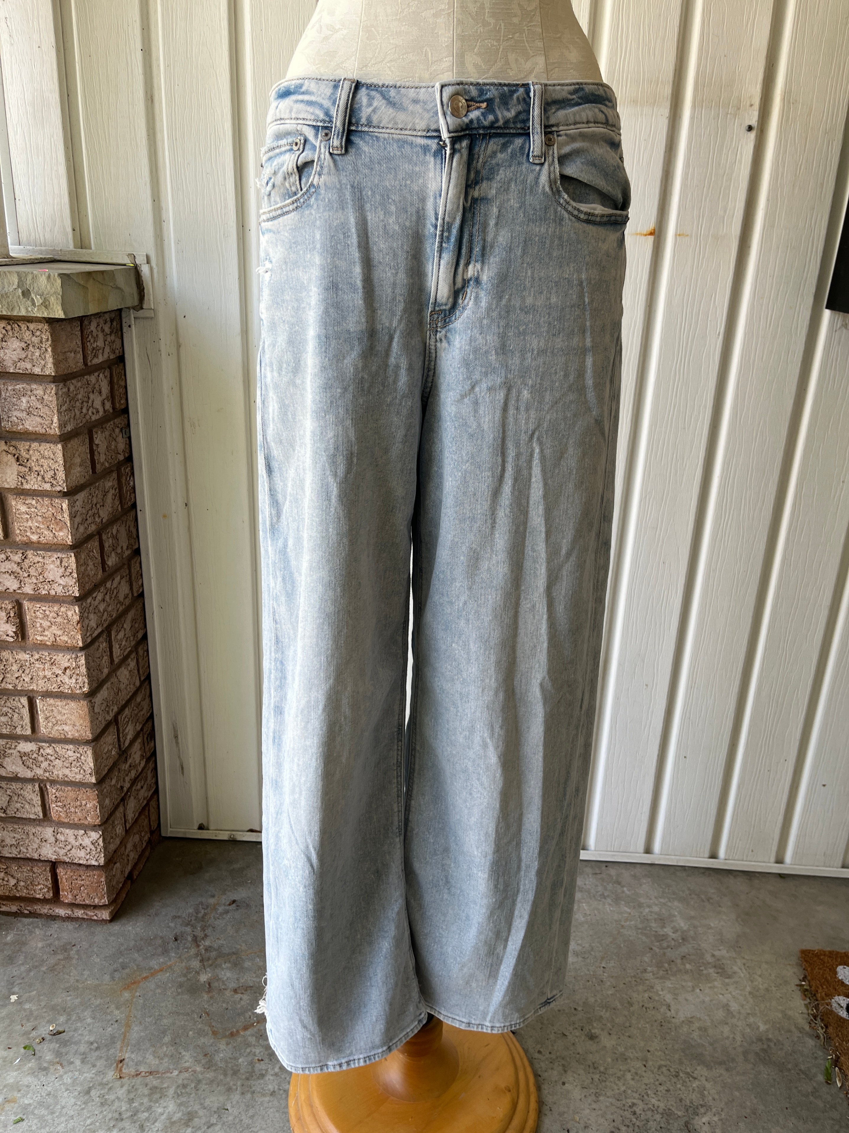 American Eagle Super High Rise Baggy Wide Leg Jeans Size 8 - photo 3