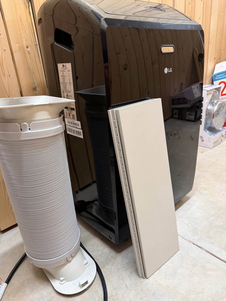 LG Portable Air Conditioner - photo 3