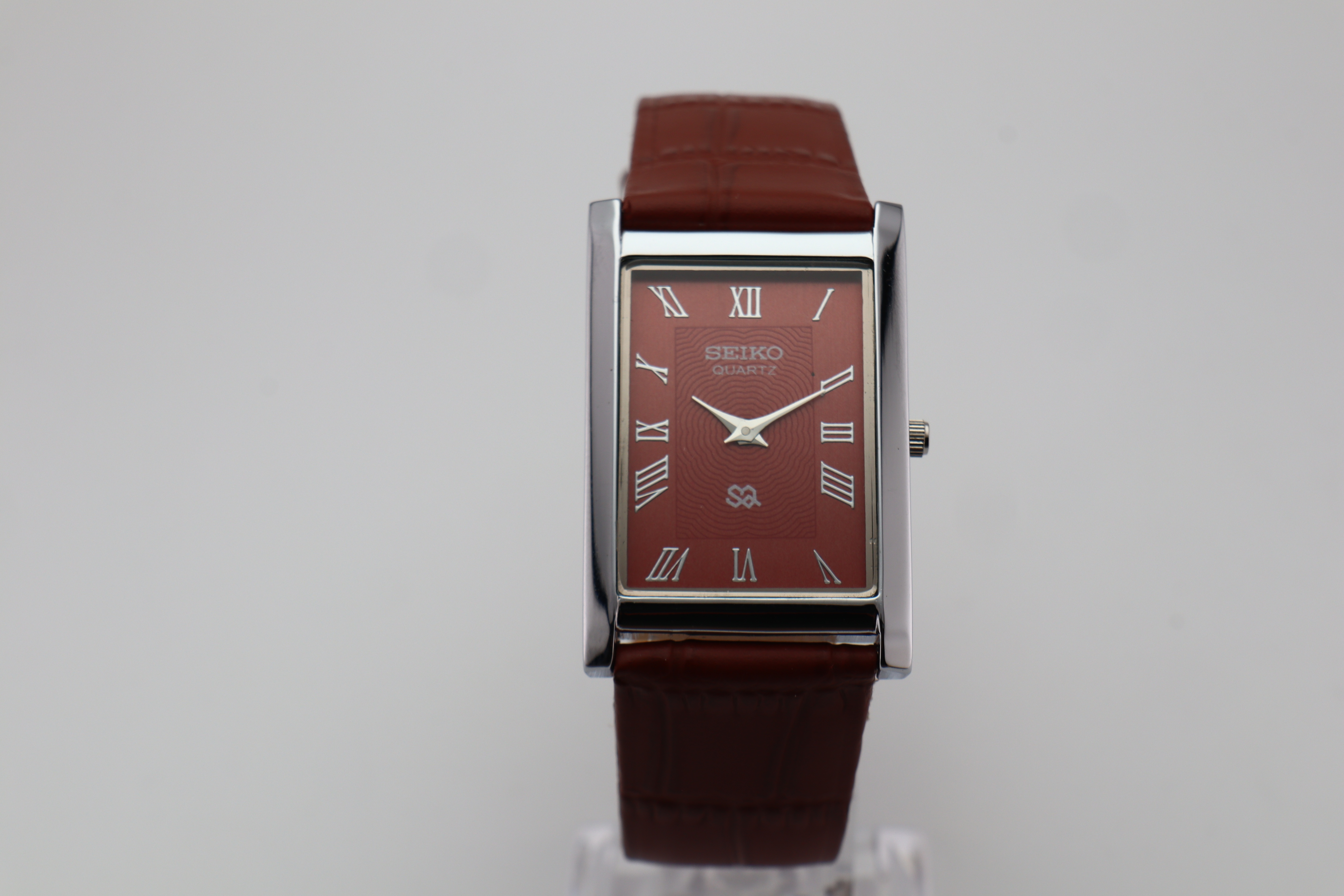 Refurbished Vintage Slim Tank Men’s Watch - photo 2