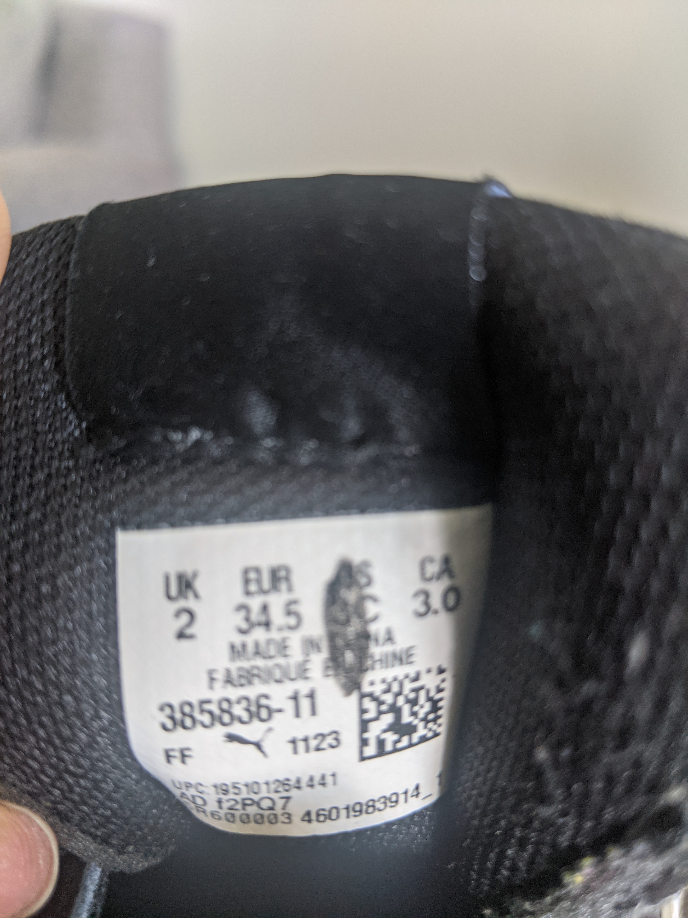 Puma Unisex Sneakers — Black/White Velcro Size 2 - photo 3