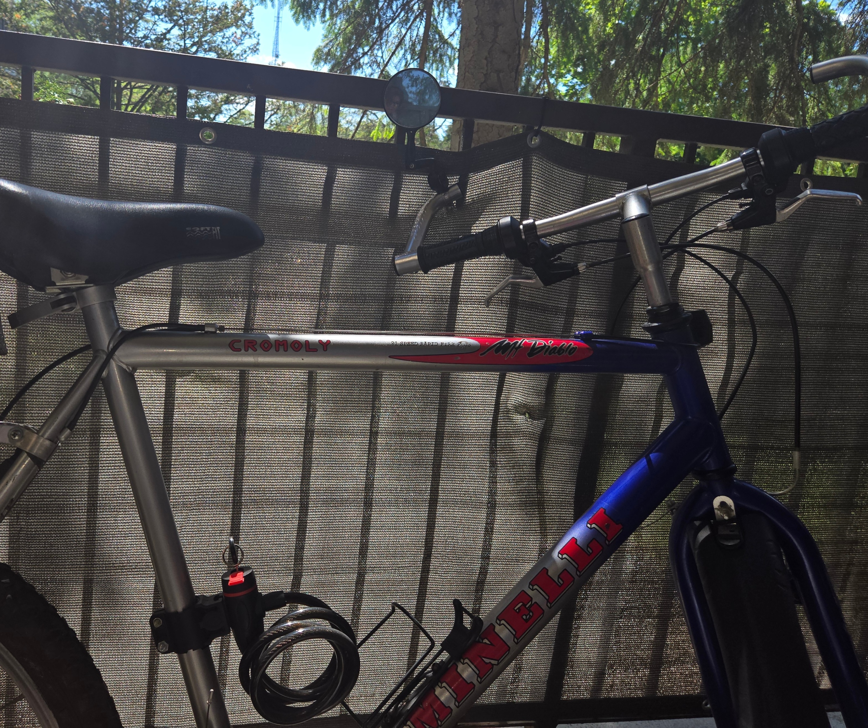 Cromoly bicycle(21 Speed)