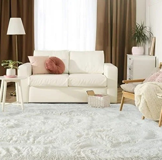 6x9 ft furry rug - photo 2