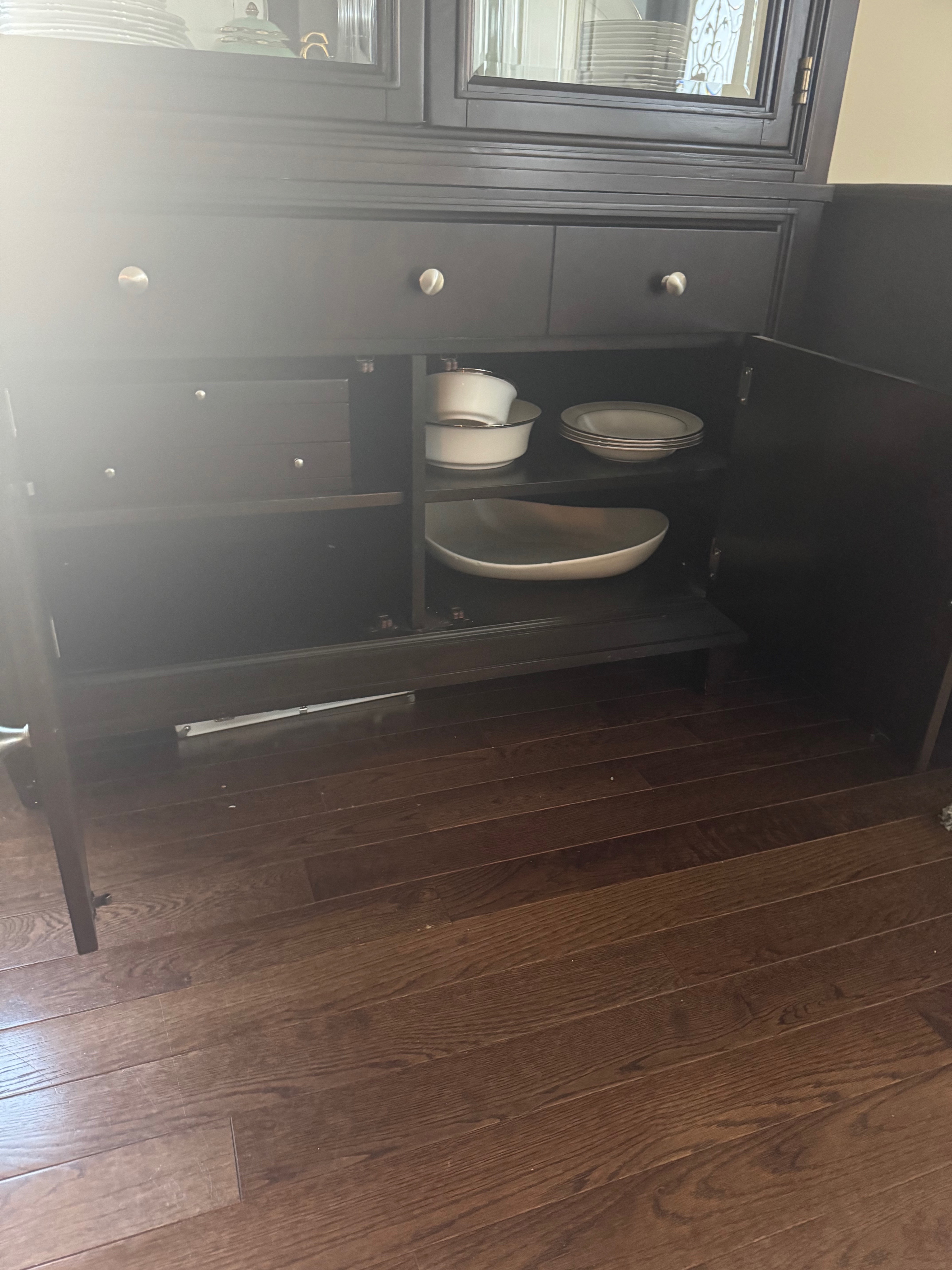 Solid Wood Dinning Room Hutch