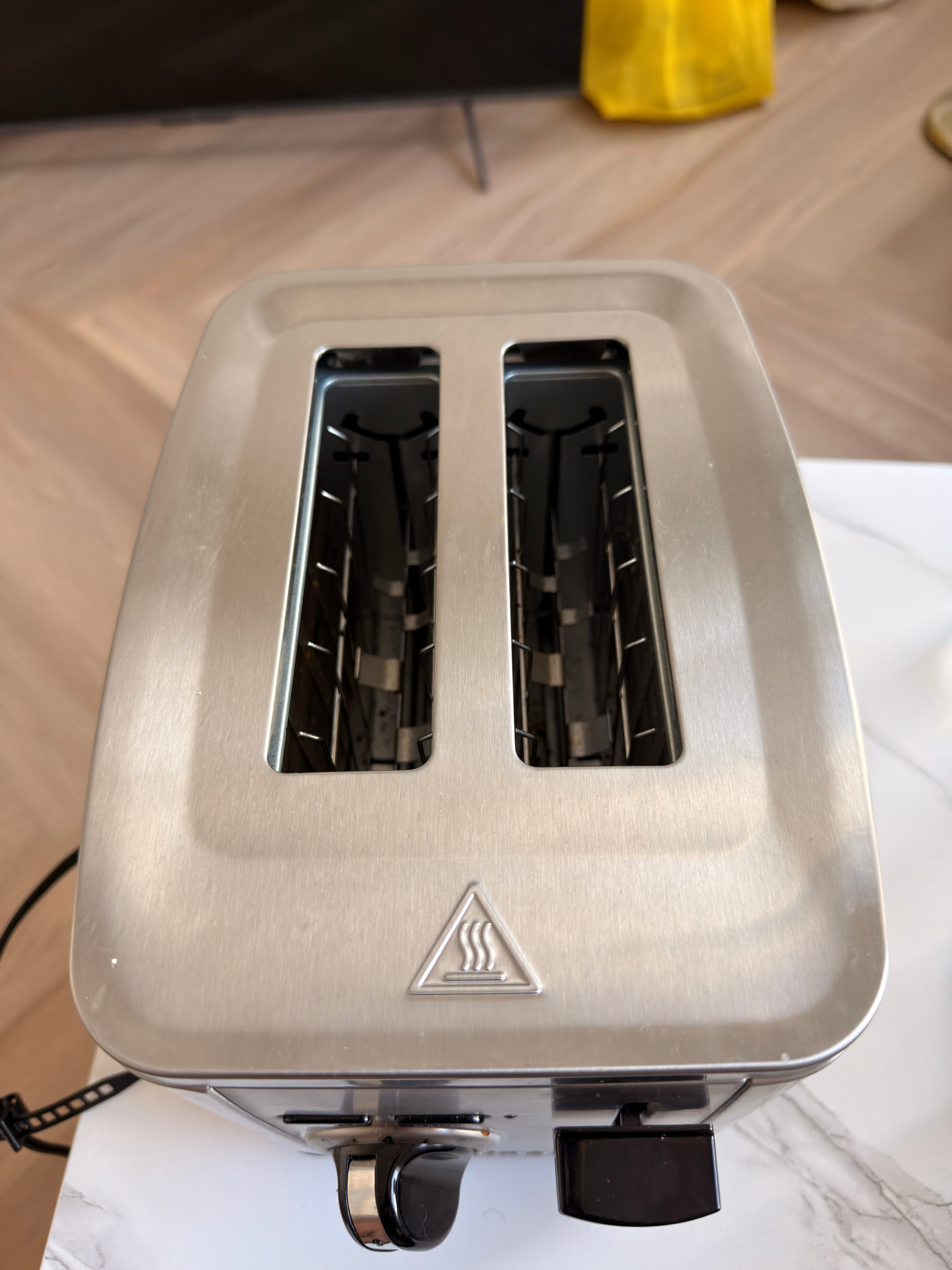 Selling my Cuisinart 2-Slice Stainless Steel Toaster – $20 - photo 3