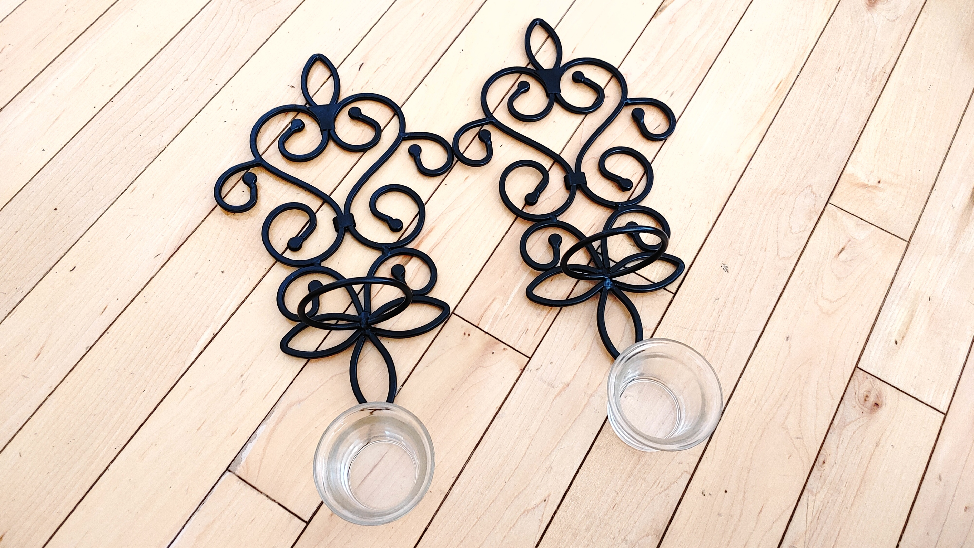Hometrends Set of 2 Iron Scroll Wall Sconces - photo 4