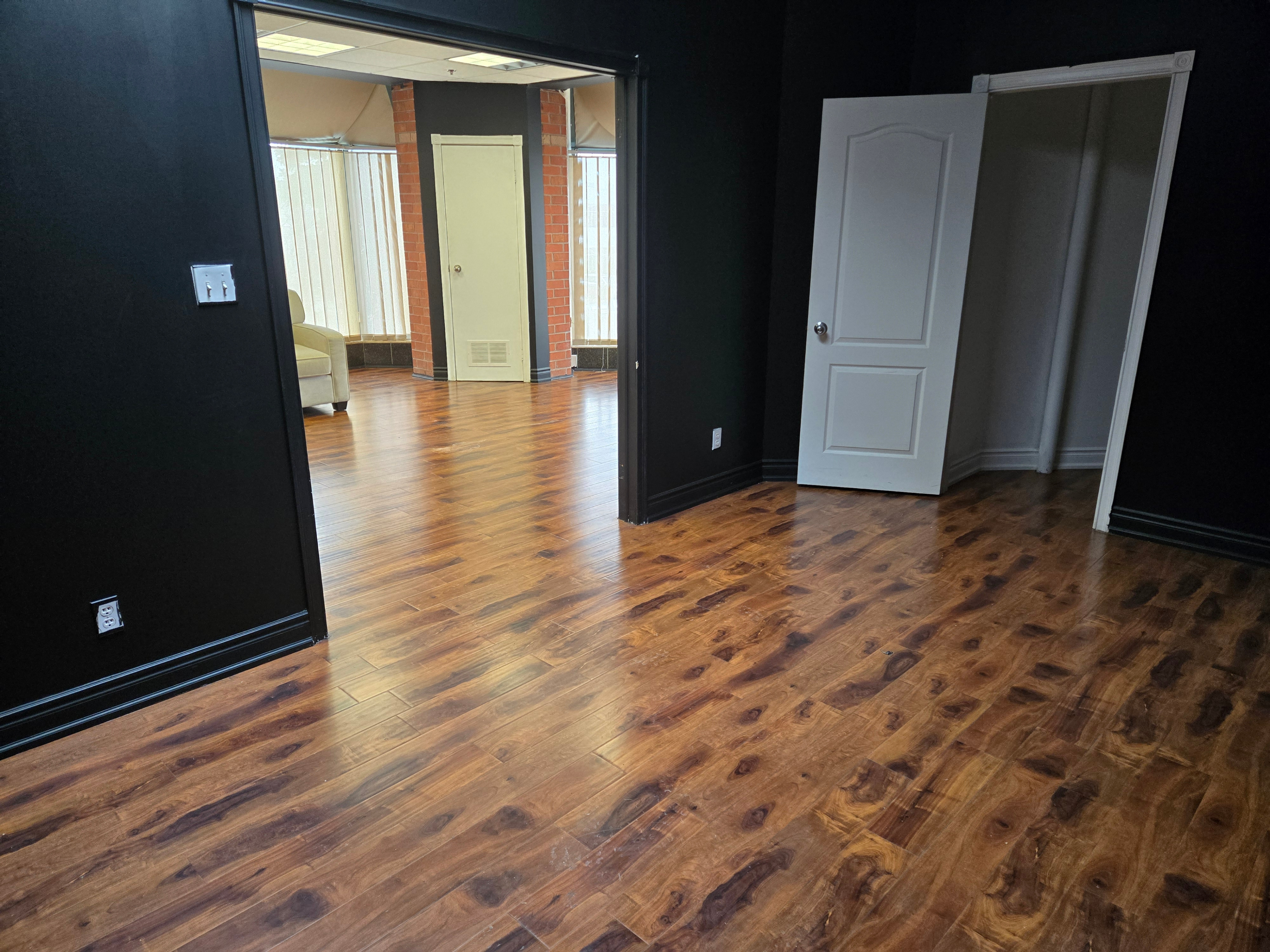 Office space - photo 2