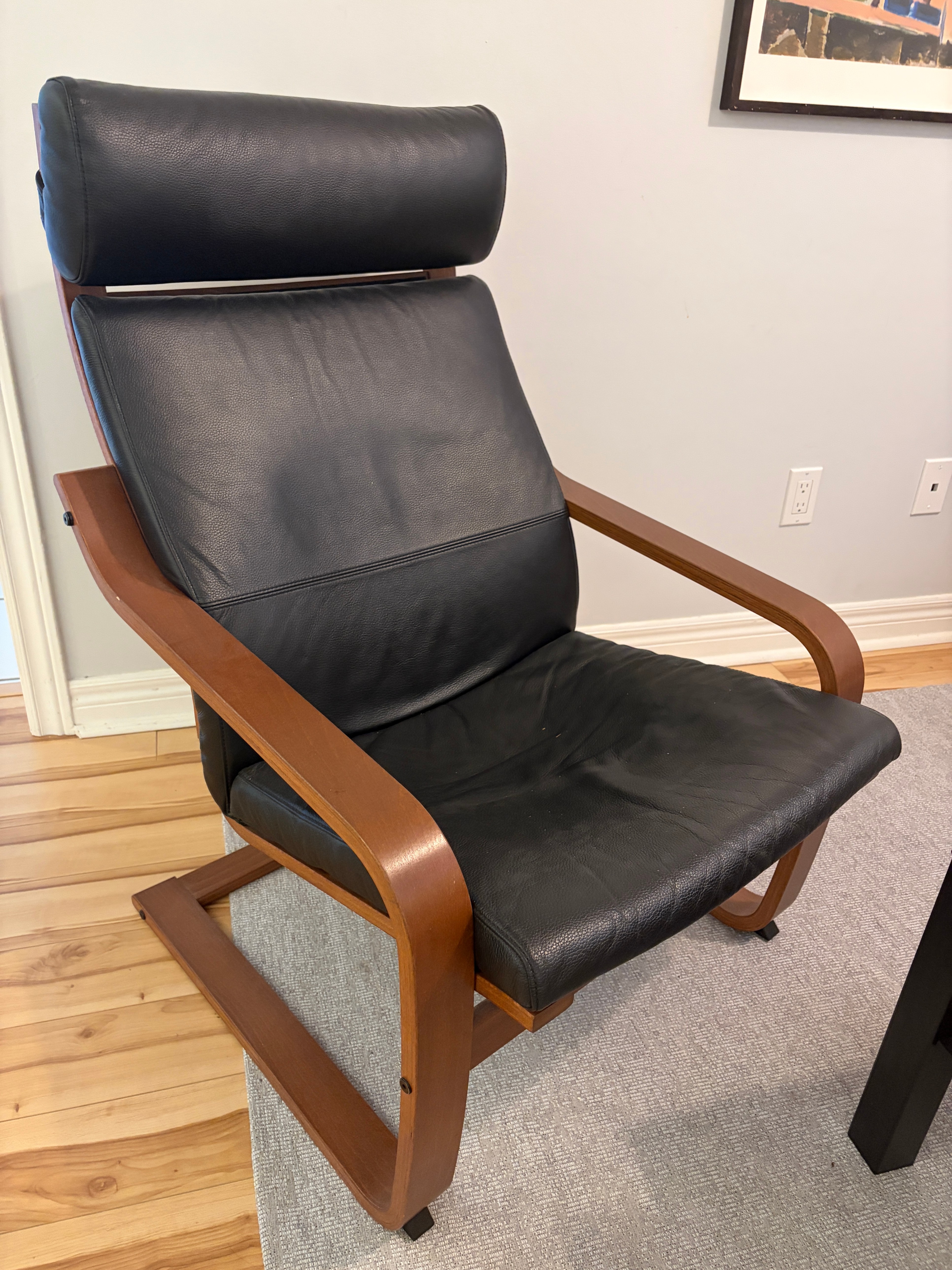Ikea POANG Armchair with Black Leather - photo 4