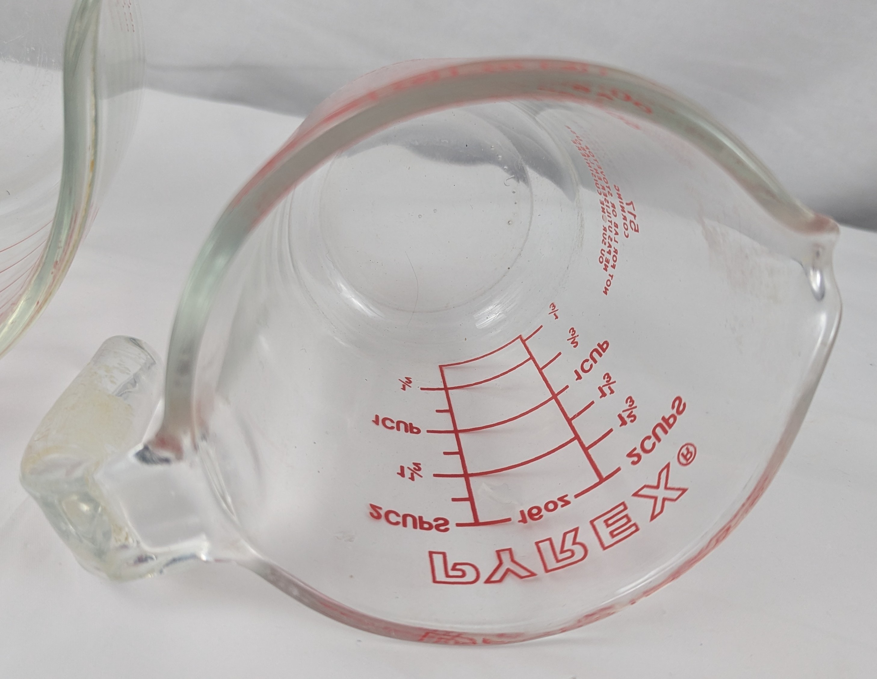 2pc PYREX 1980’s 533 4 Cup 517 1 Cup Red Letter Measuring Cup - photo 4