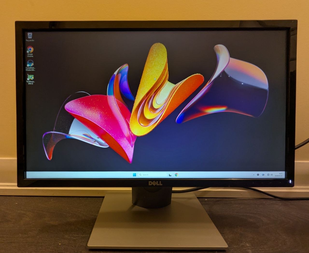 Dell 24" FHD Monitor (SE2422H) - Great Condition!
