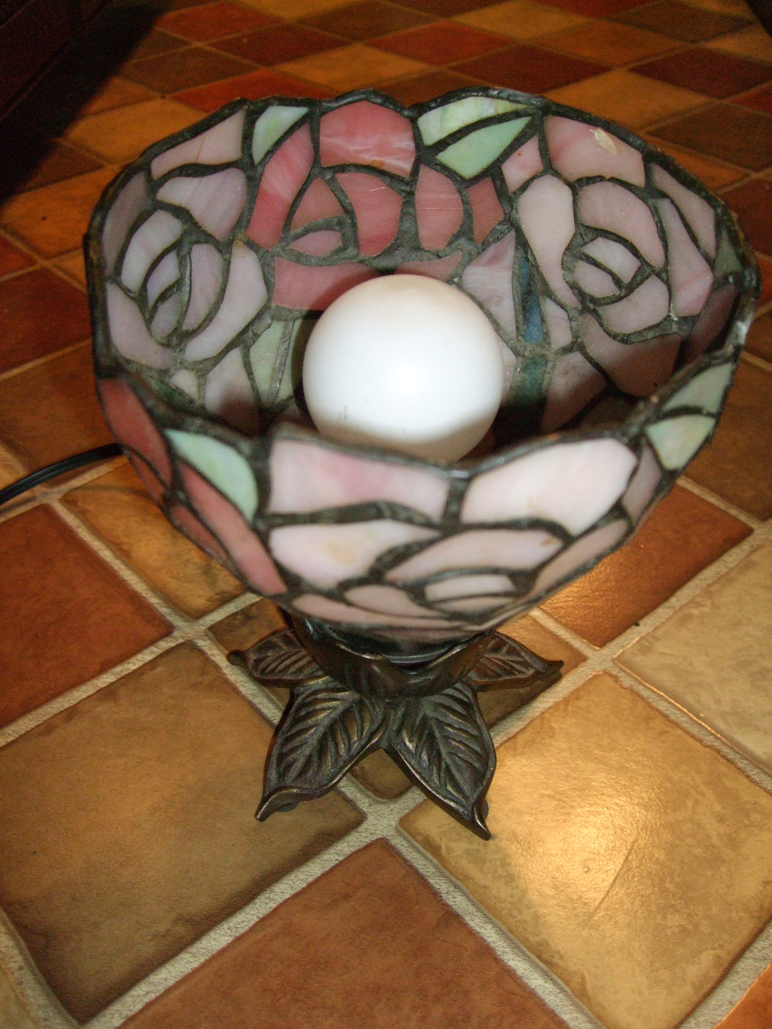 Stained Glass Rose Lamp - photo 2