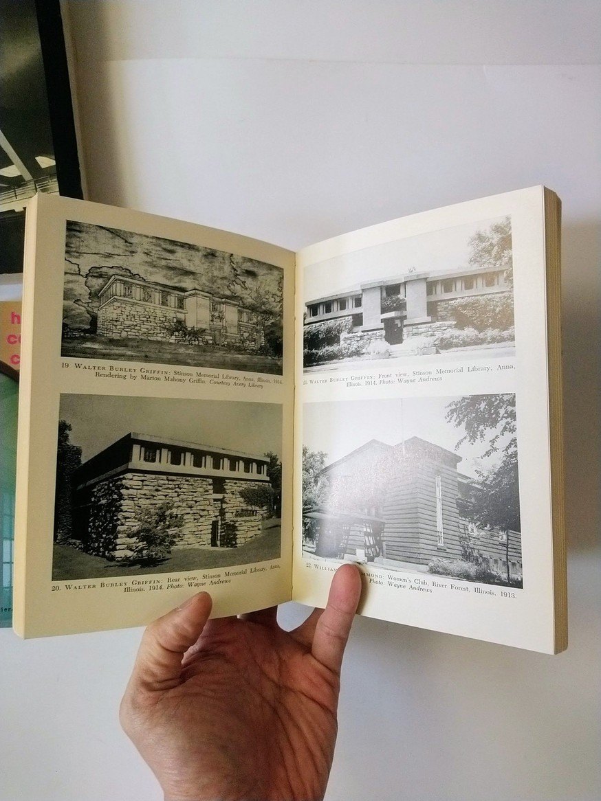 Architecture Books, Continued! ⚽️ - photo 4