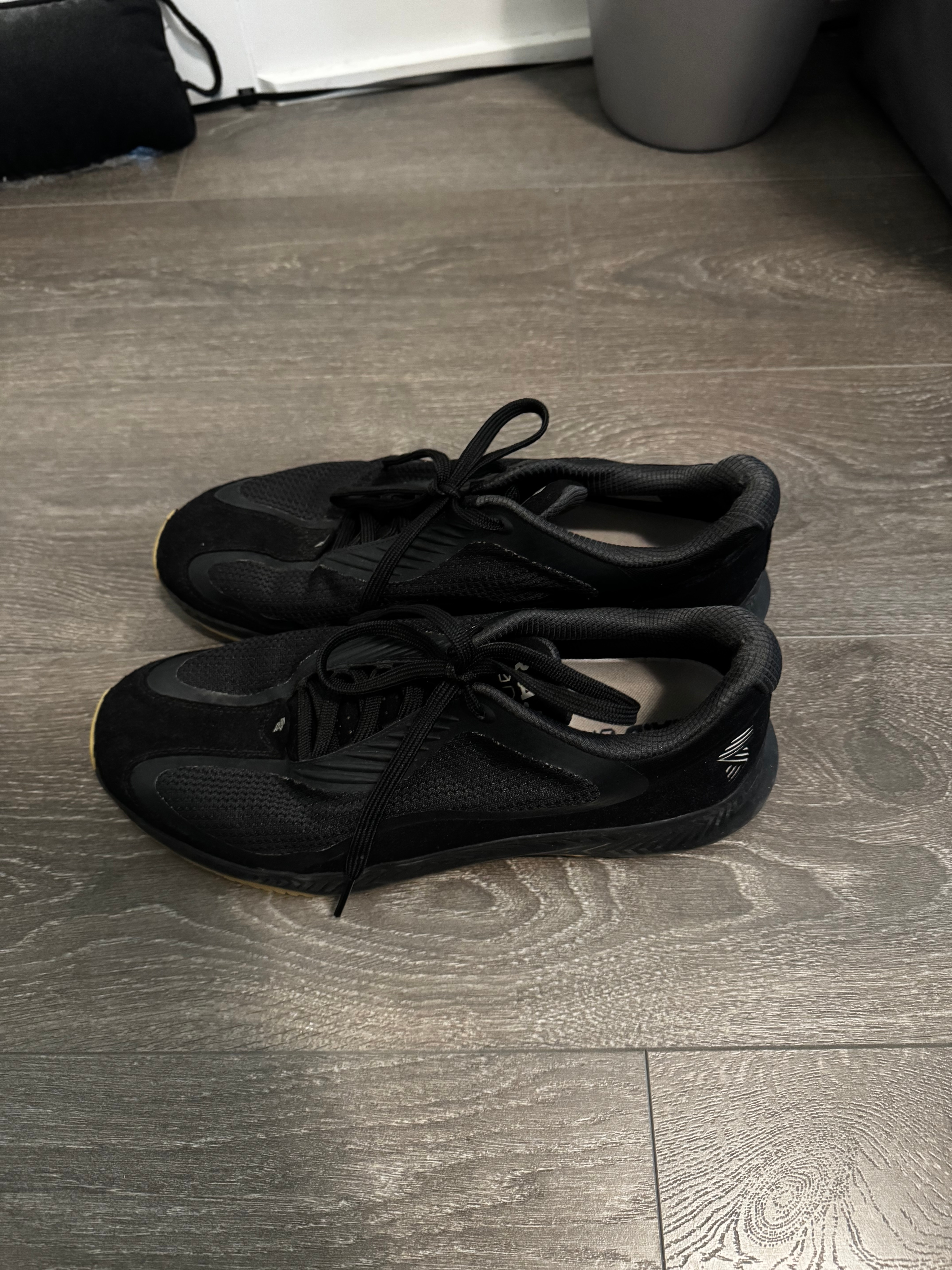 R.A.D. crosstraining shoes - photo 3