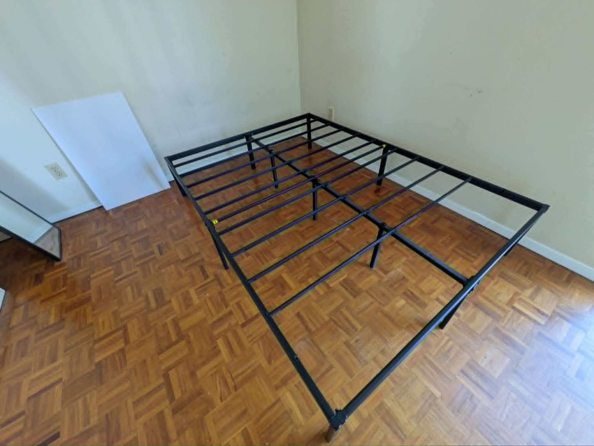 Bedframe - photo 3