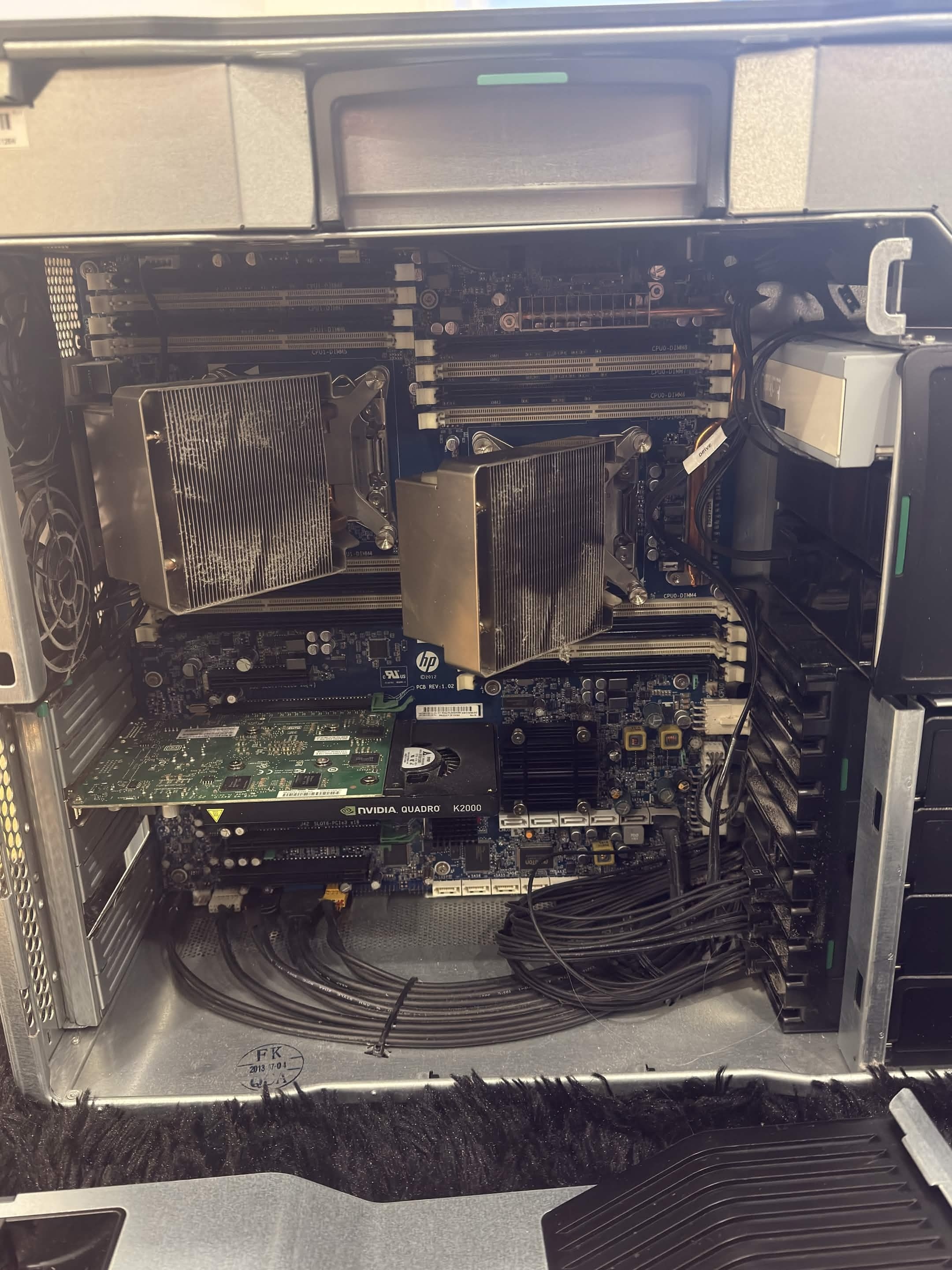 HP Workstation - Dual Xeon | 64GB DDR3 | 2TB HDD | 460GB SSD - photo 3