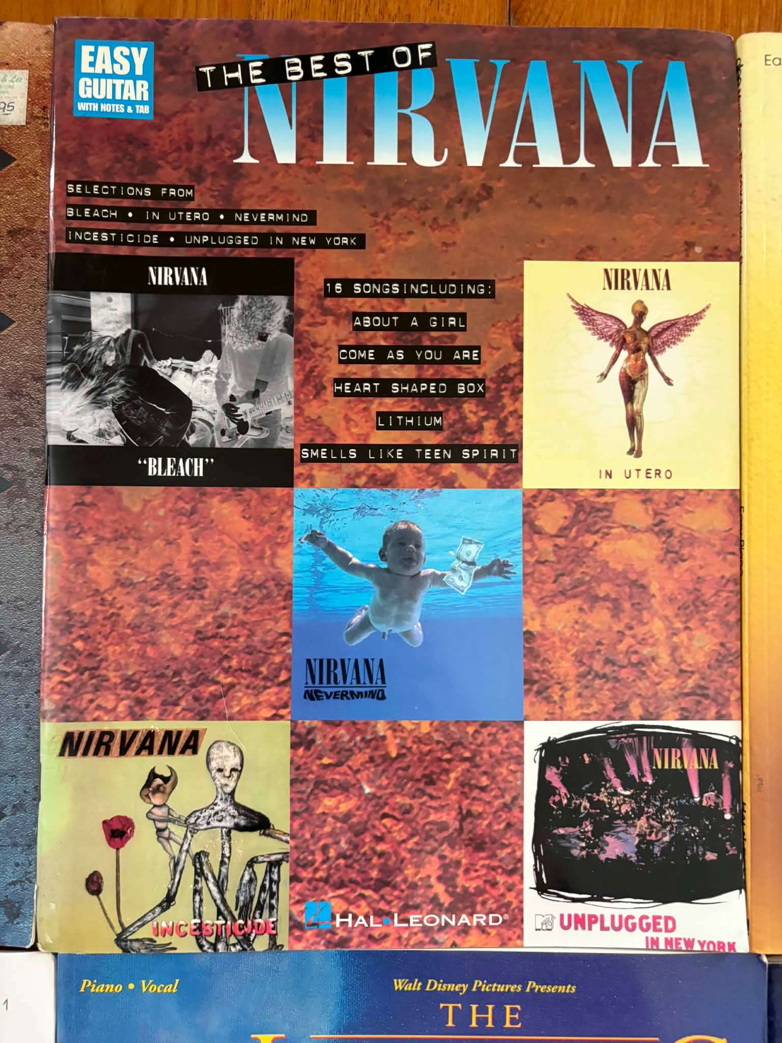 Variety of piano books - Frozen, Glee, Lion King and more - photo 4