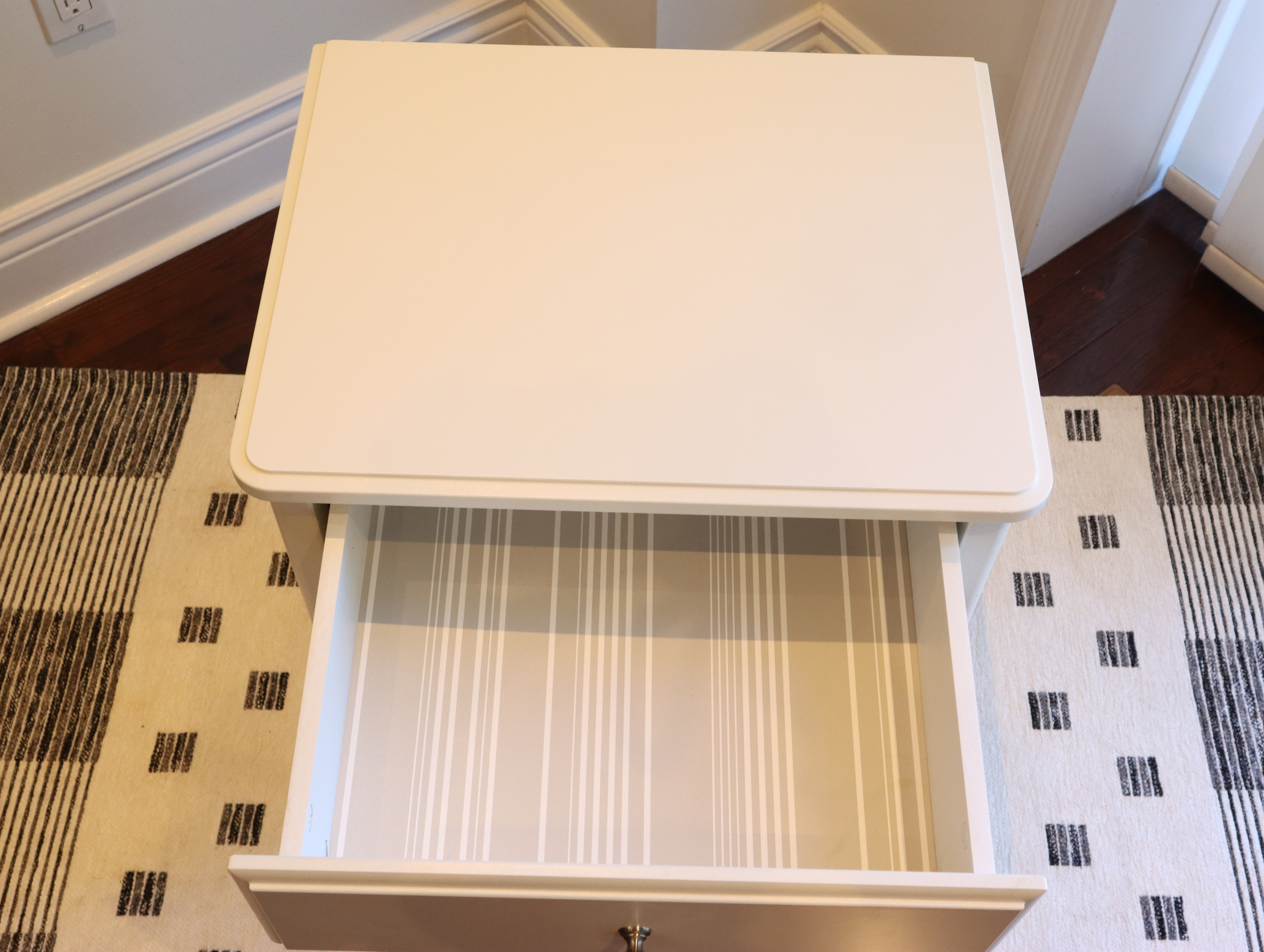 IKEA White Night Table - photo 3