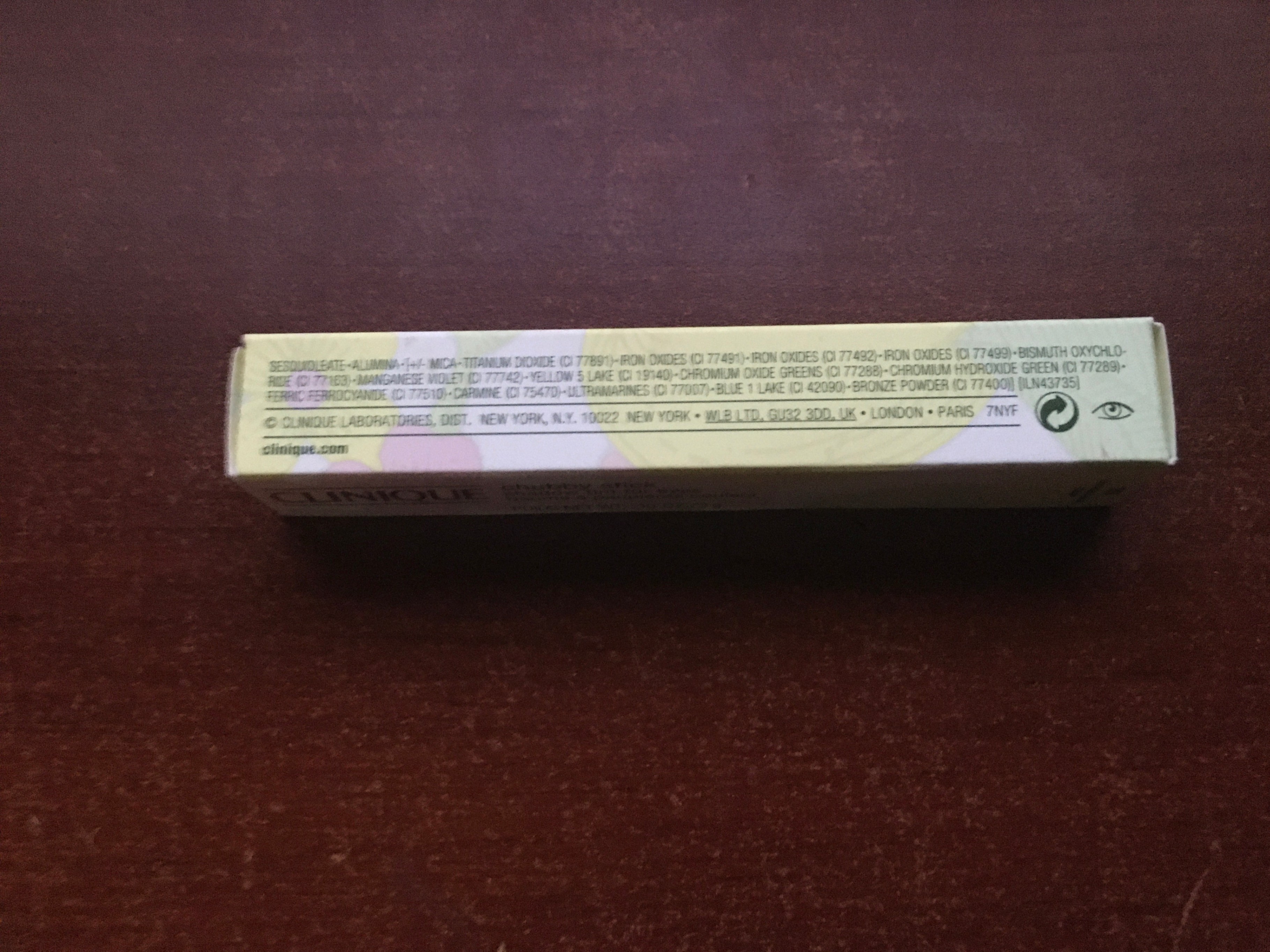 Clinique Chubby Stick Shadow Tint for Eyes 08 Curvaceous Coal - photo 4