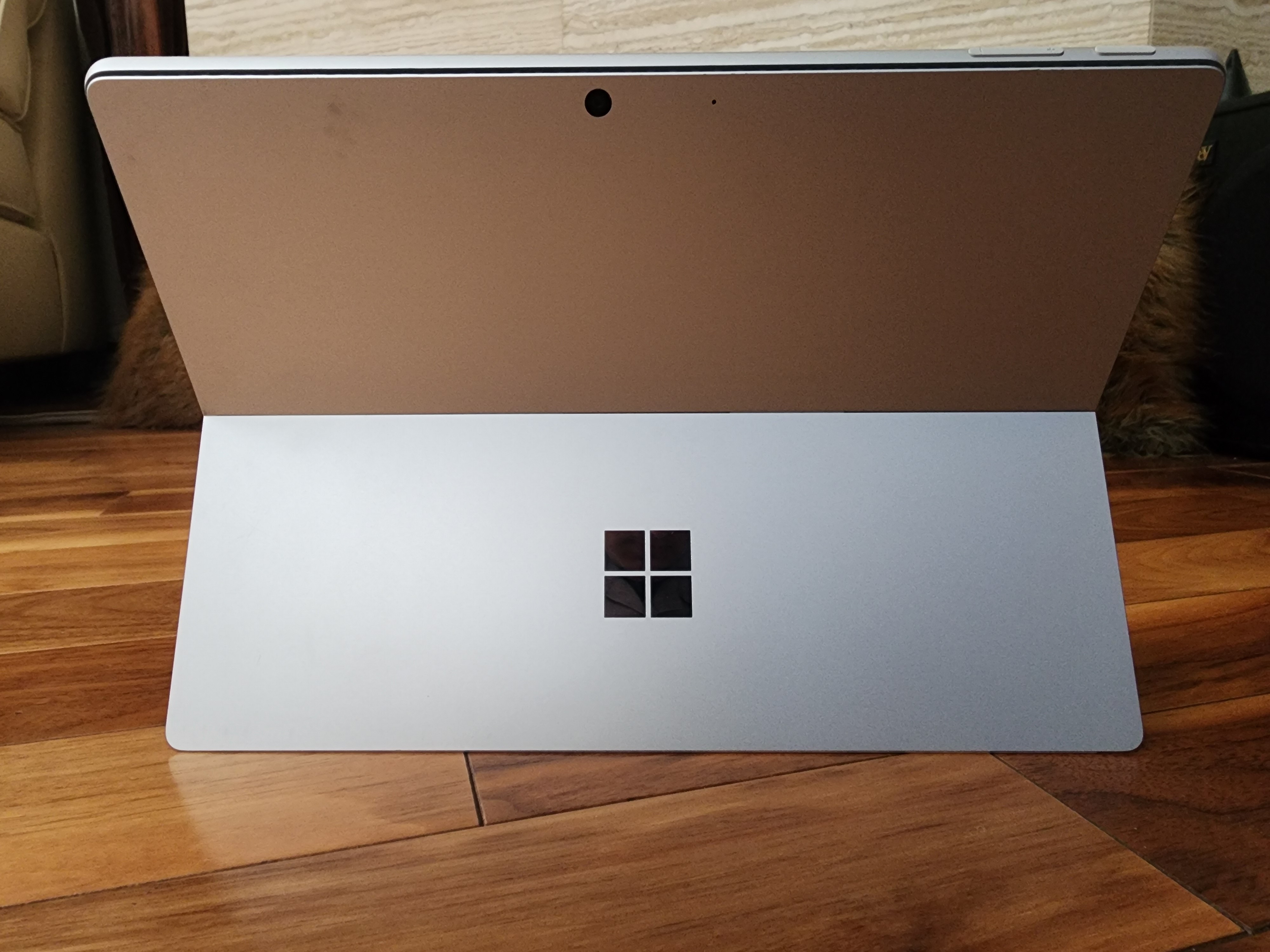 Surface Pro 9 (i7, 16GB RAM, 256GB SSD) [Model: 2038] - photo 3