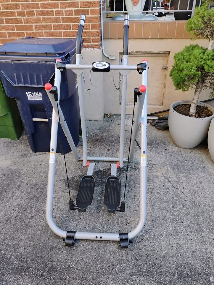 Tony Little's Gazelle 360 Total Body Trainer - photo 3