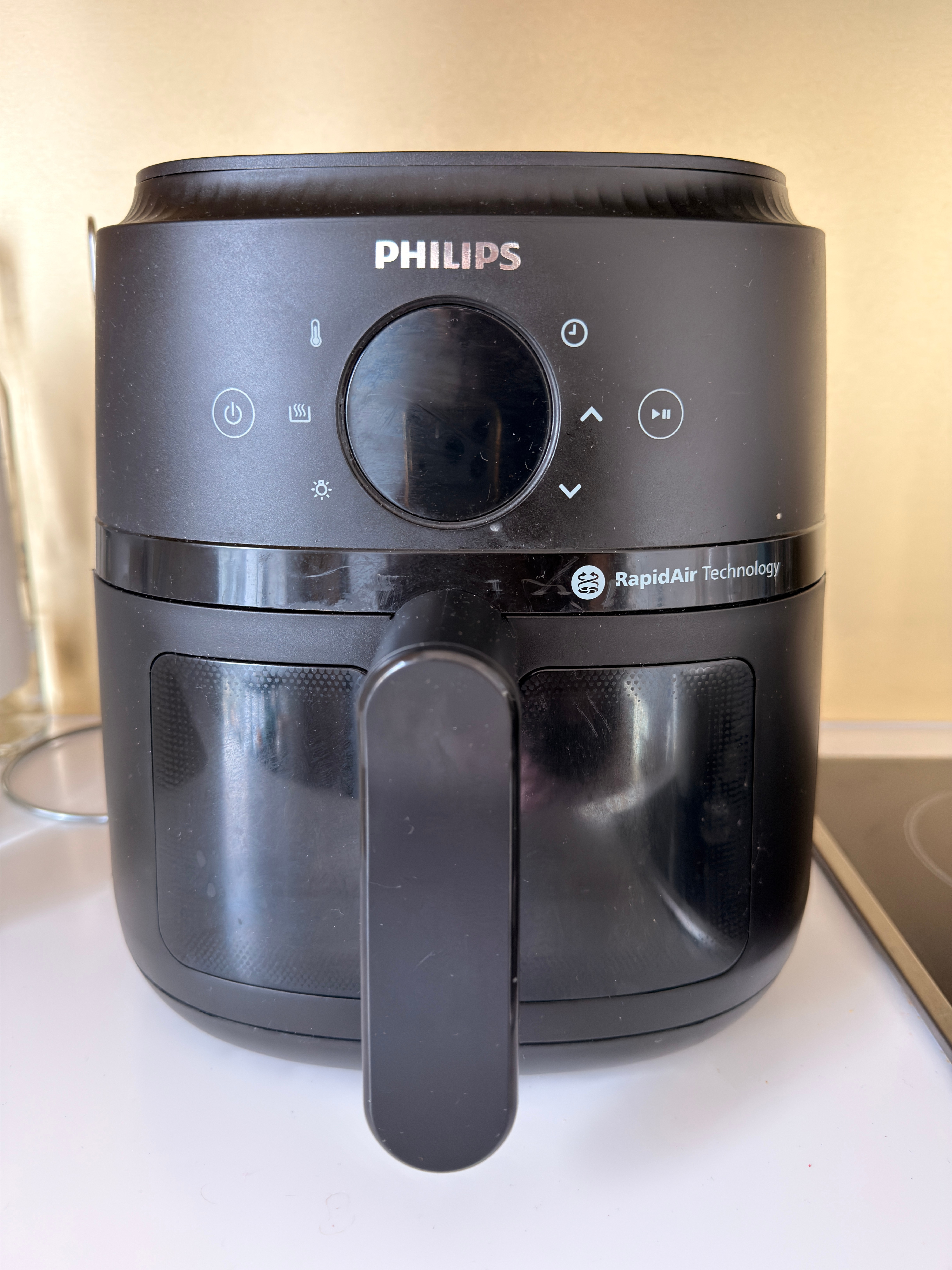 Philips 2000 Series Air Fryer – Excellent Condition - photo 2